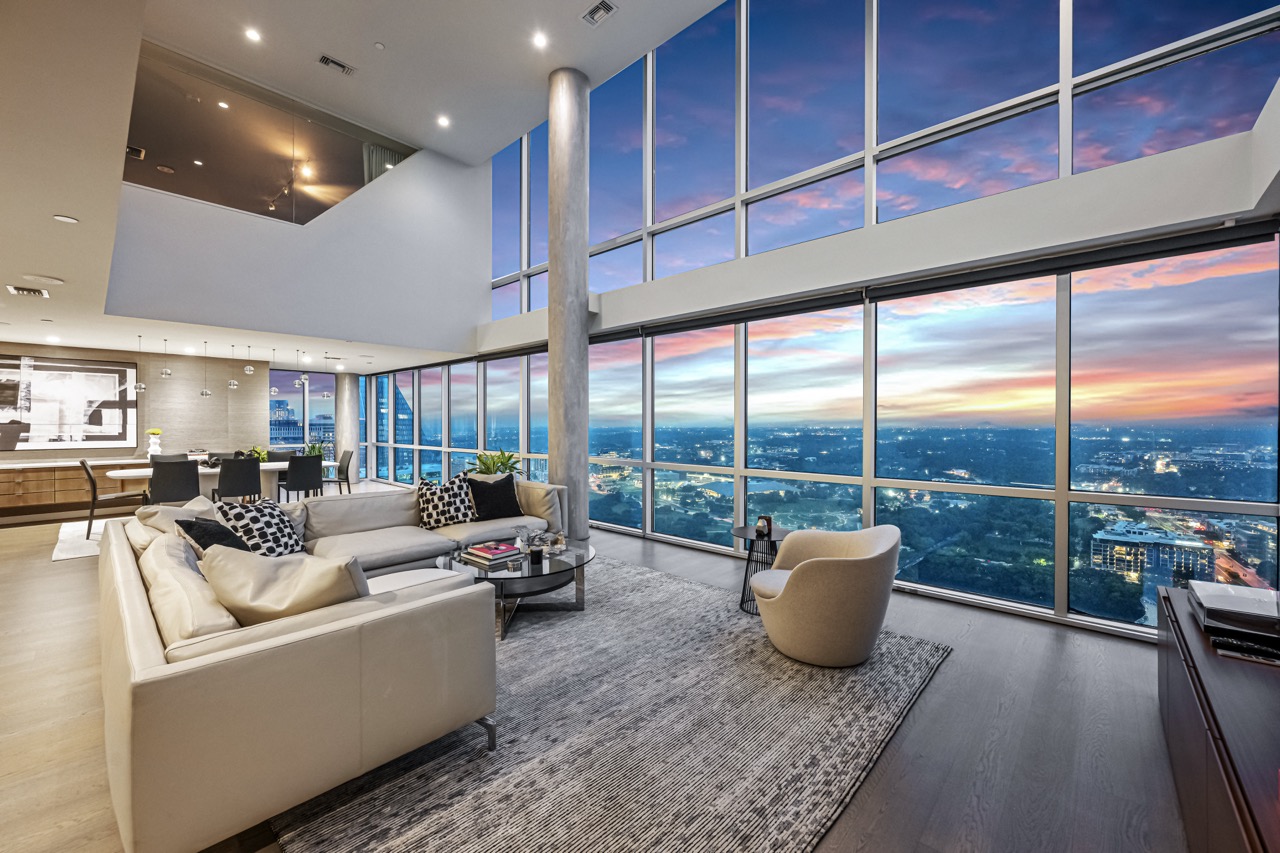 300 Bowie St Ph2 — photo