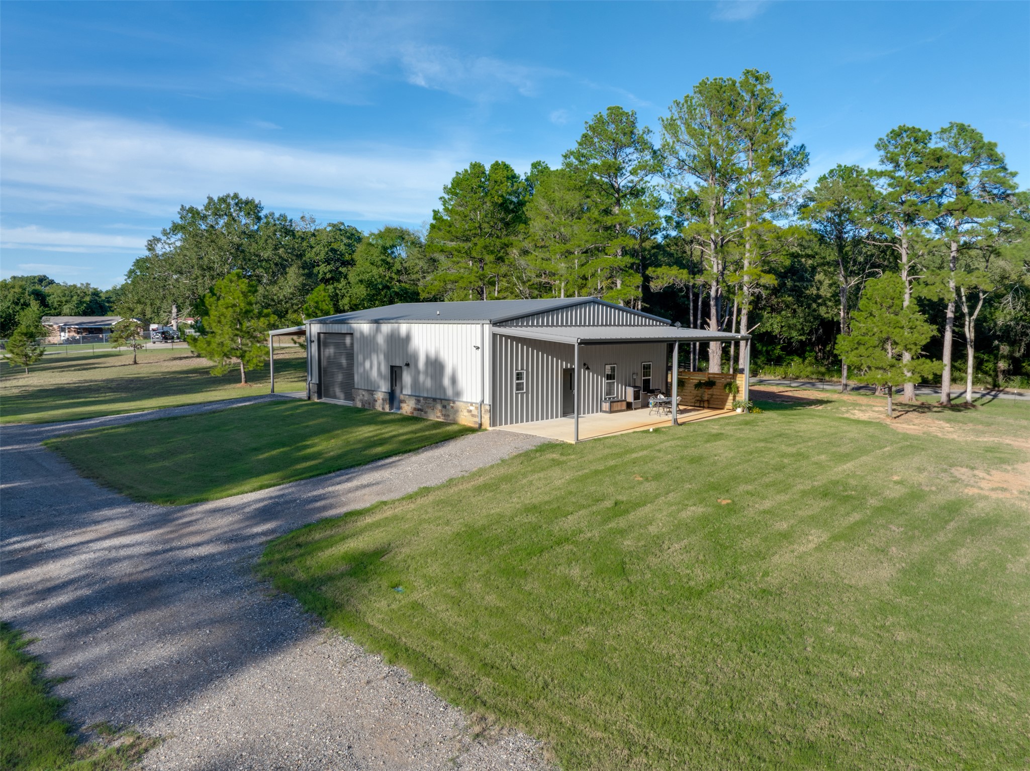 22080 CR 4117 — photo