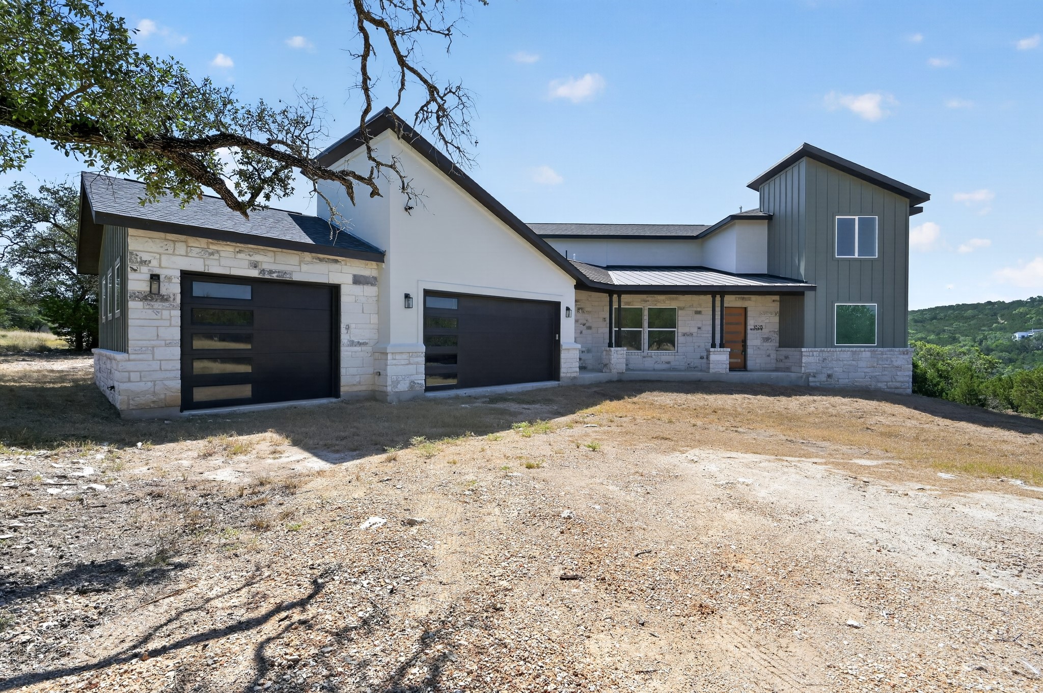 18213 Gregg Bluff Rd — photo