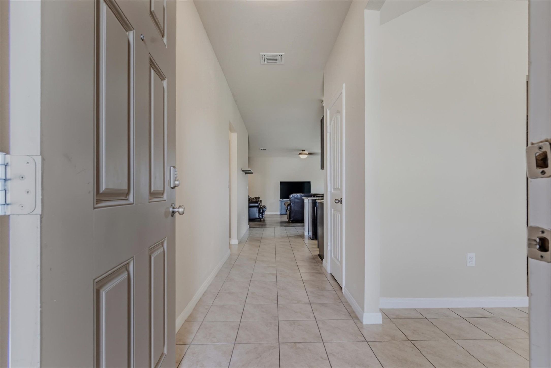 176 Dusky Thrush Drive, Kyle, TX 78640 — photo 3