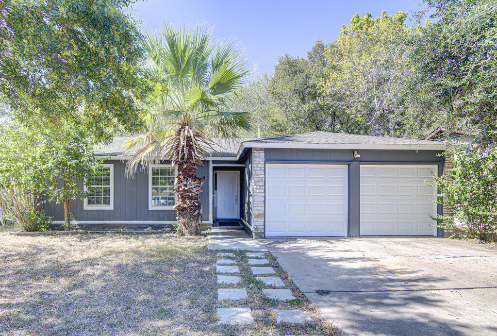 2513 Dovehill Dr — photo