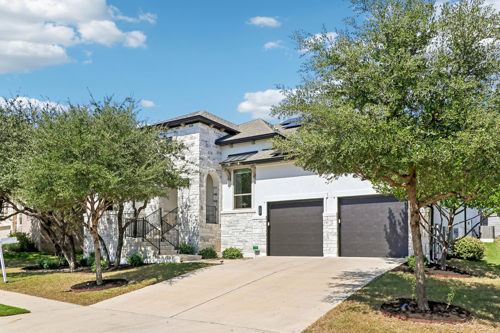1209 Moonlight Terrace Dr — photo