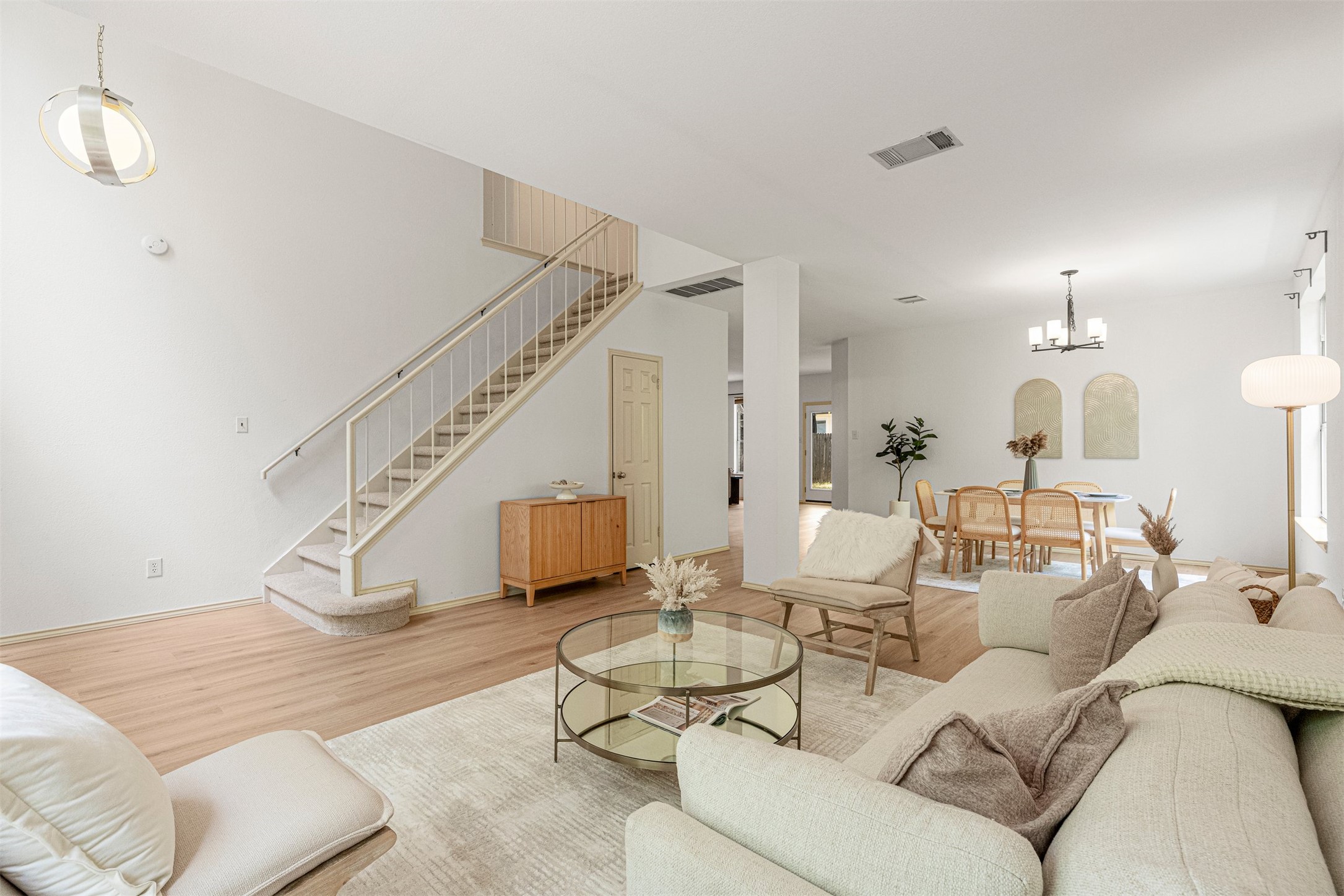 7516 Windrush Drive, Austin, TX 78729 — photo 2