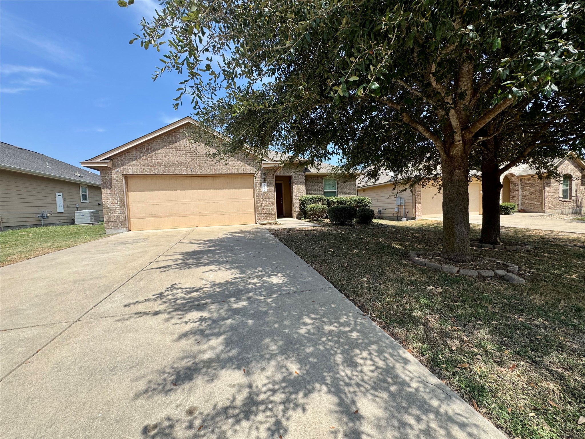 112 Beargrass Dr — photo