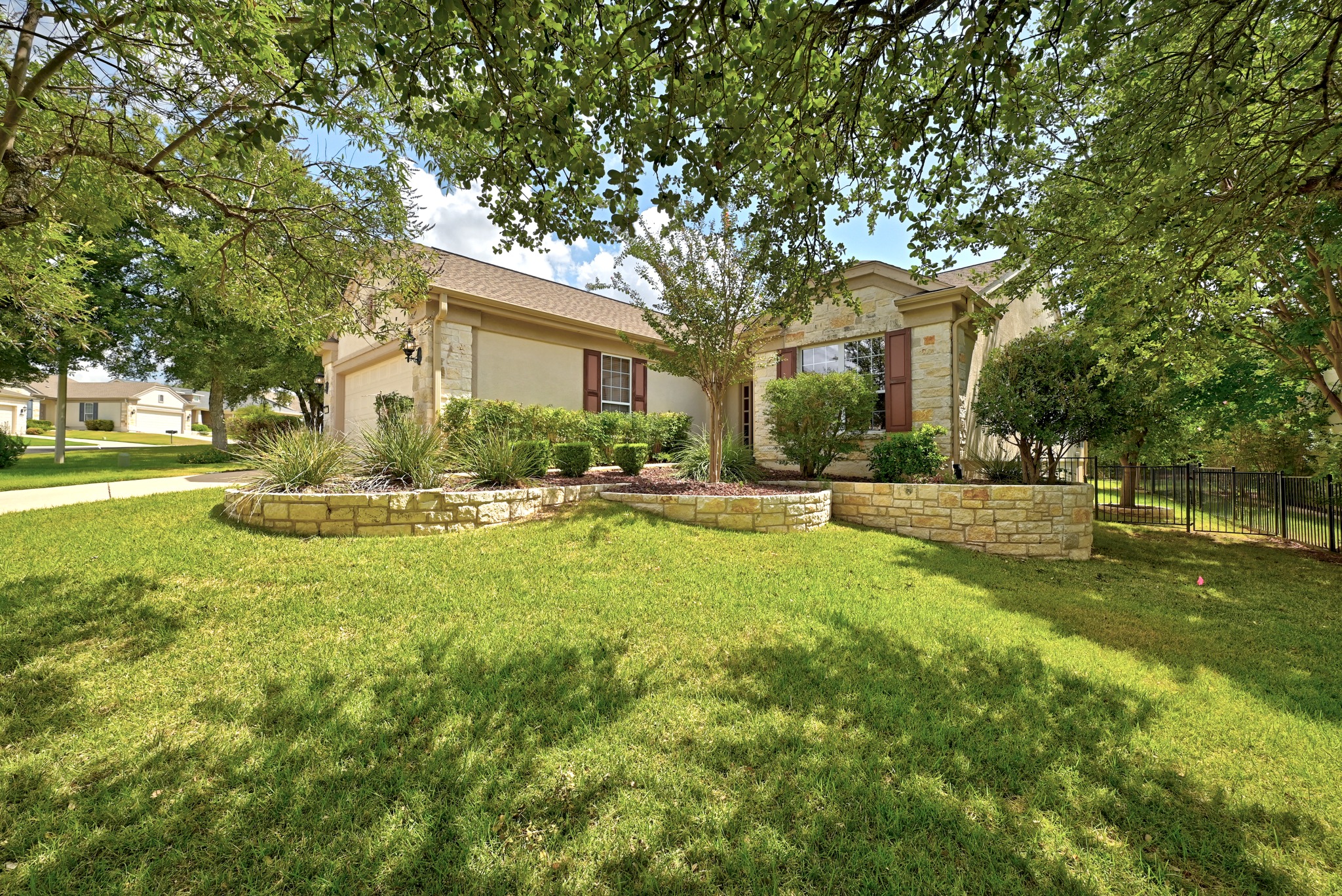 314 Fieldstone Dr — photo