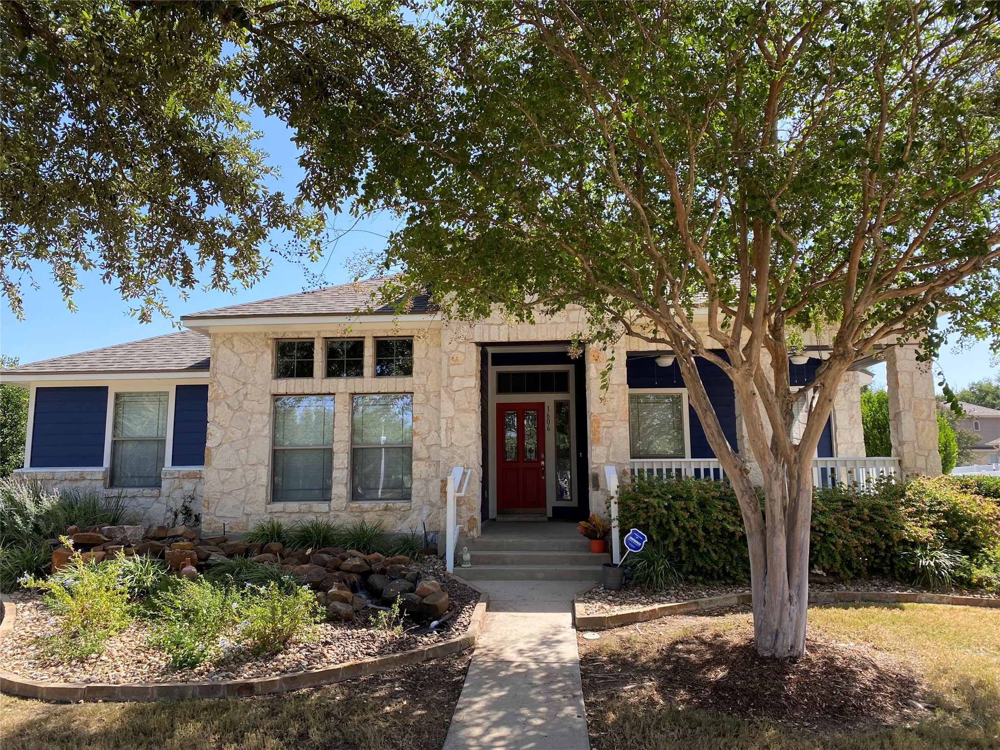 1606 Discovery Blvd — photo