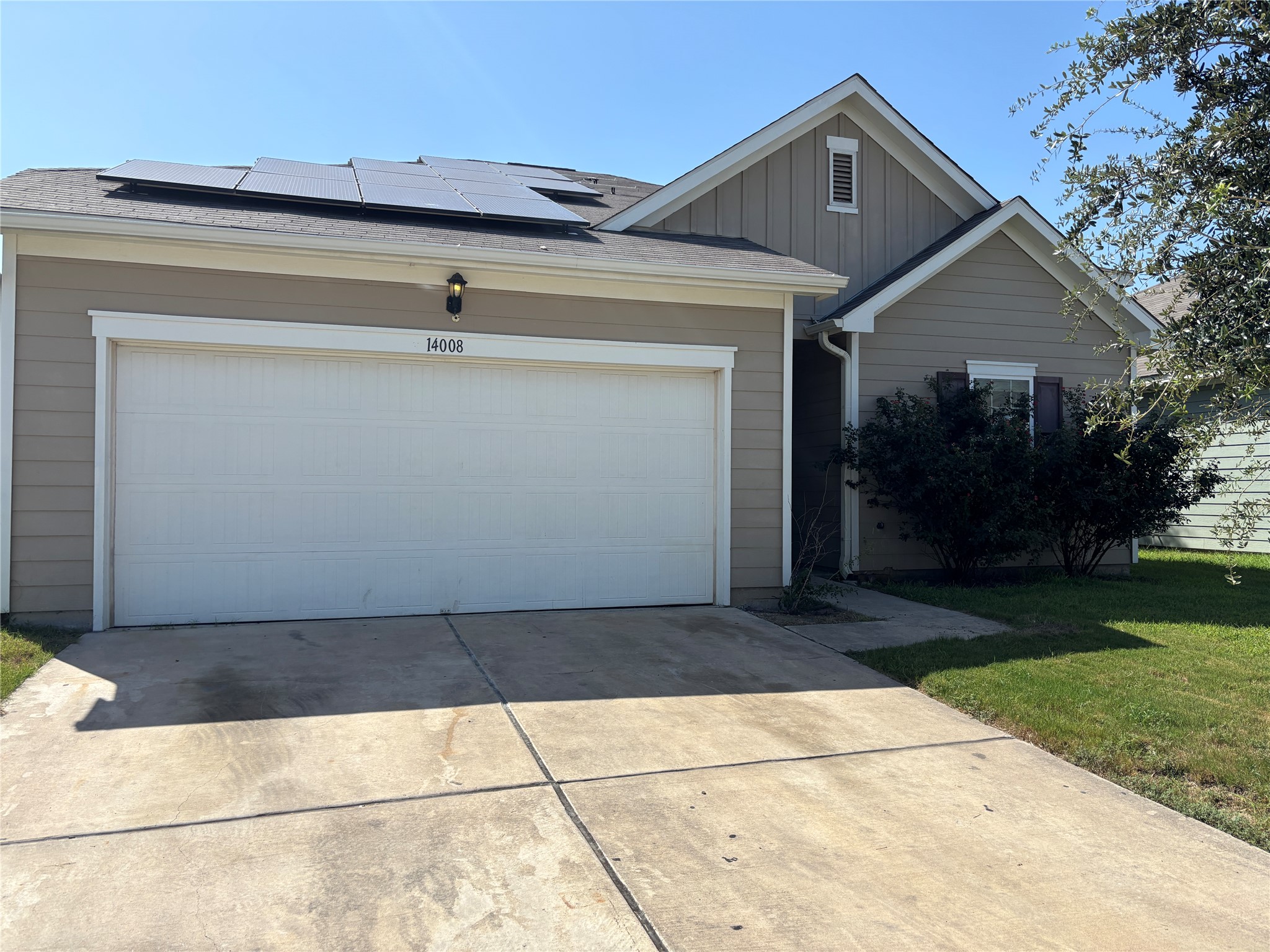 14008 Sherri Berry Way — photo