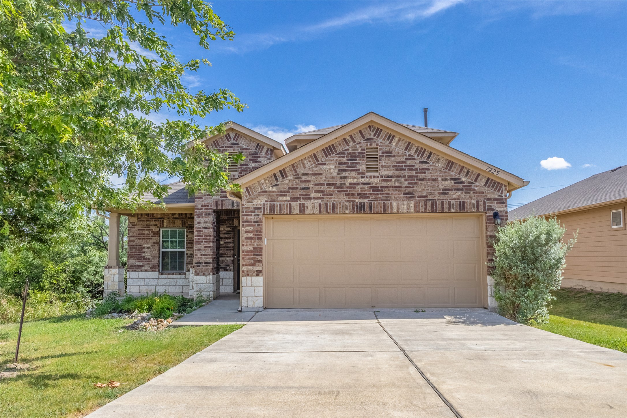 7225 Ranchito Dr — photo