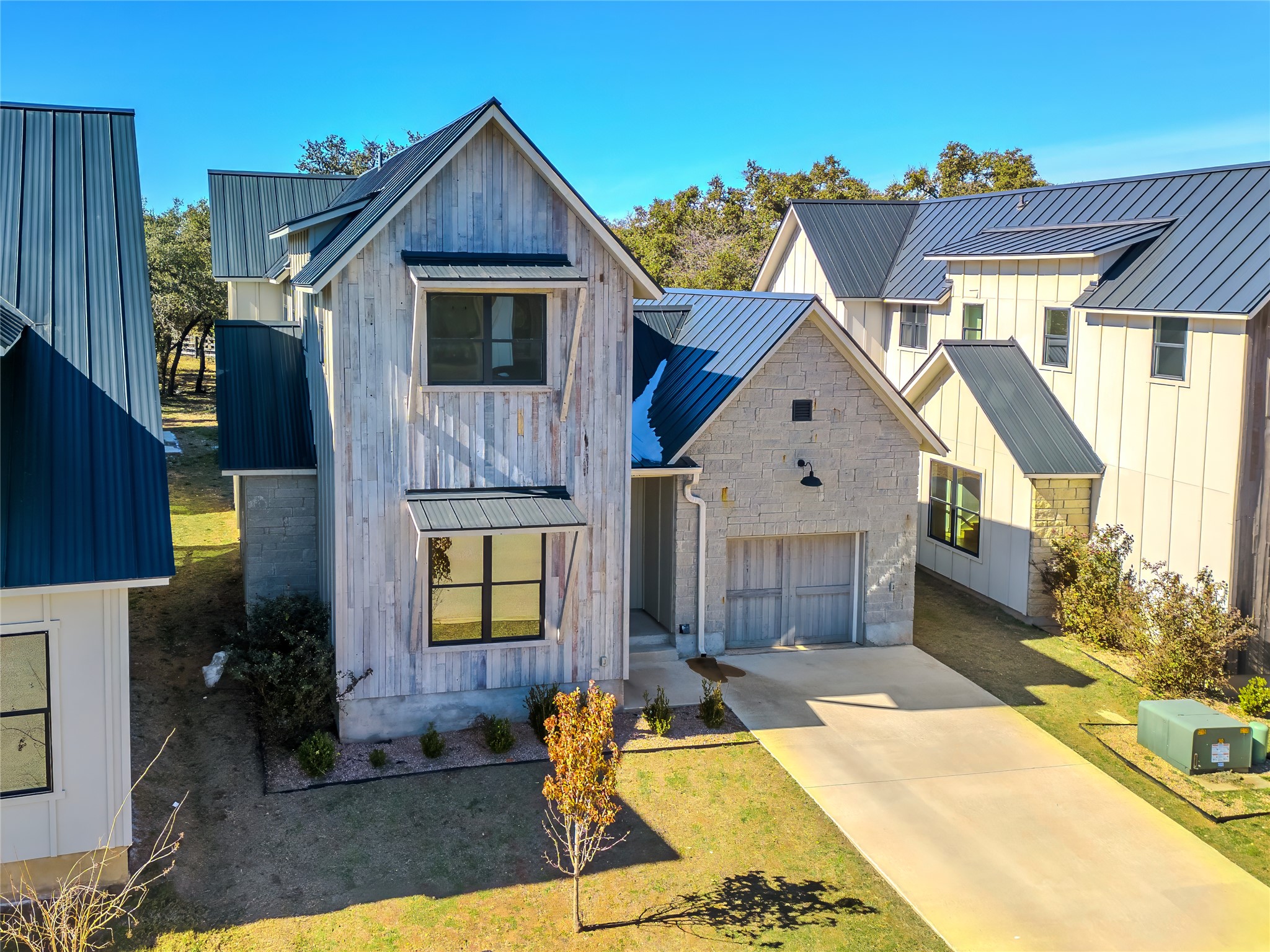 2400 Bruin Dr 27 — photo