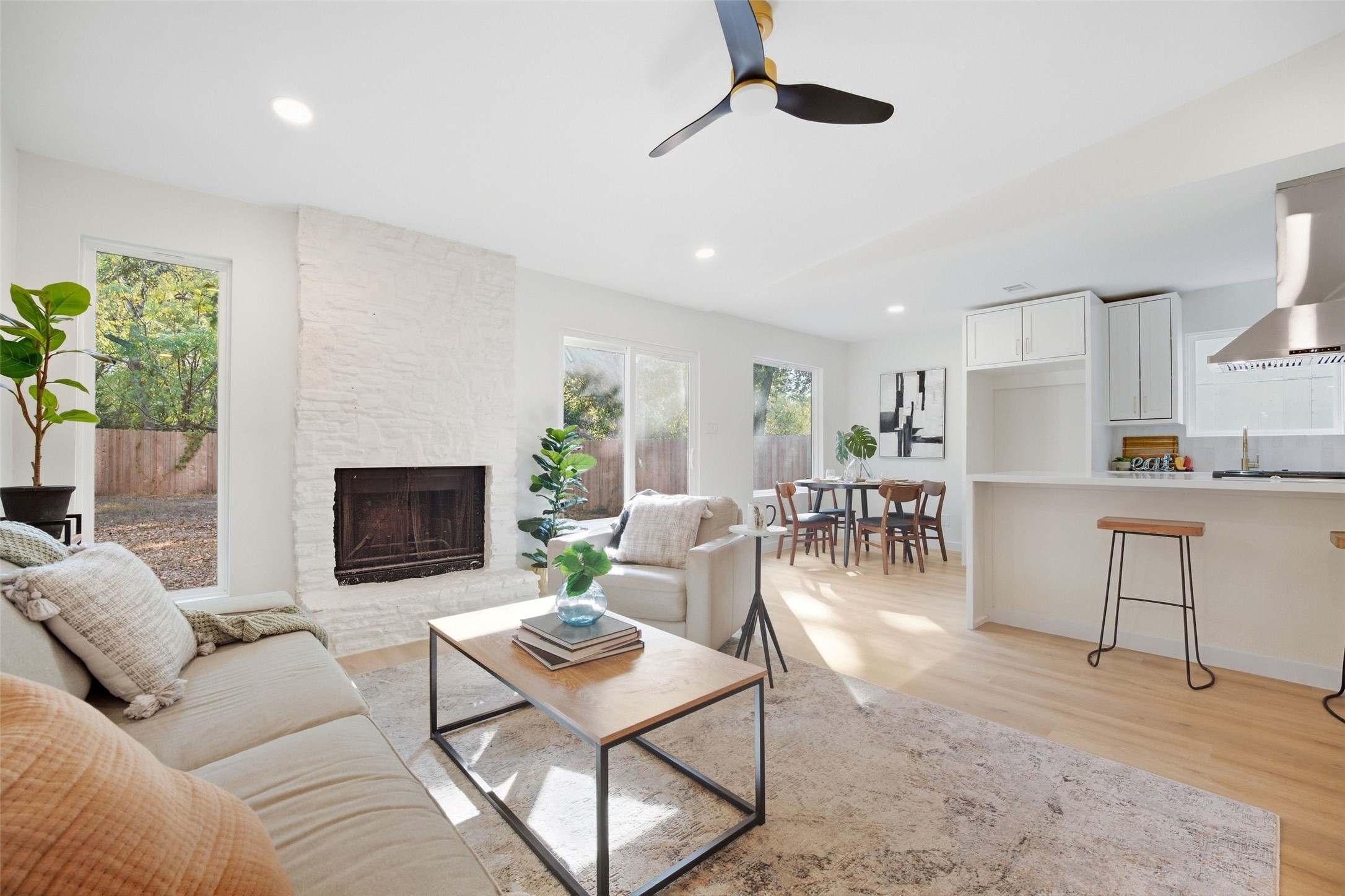 7824 Paces Mill Lane, Austin, TX 78744 — photo 2