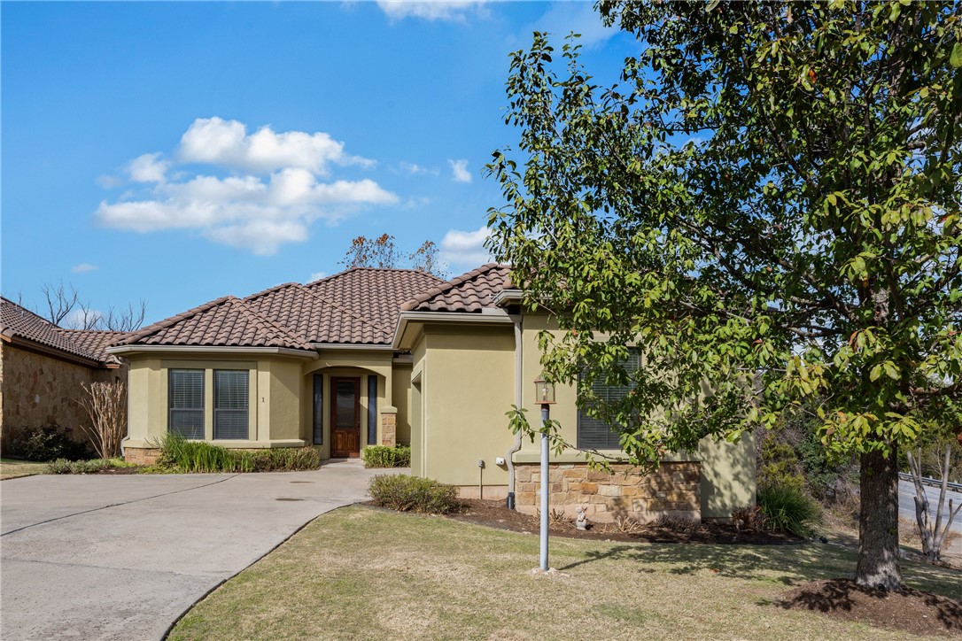 1 Chandon Ln — photo