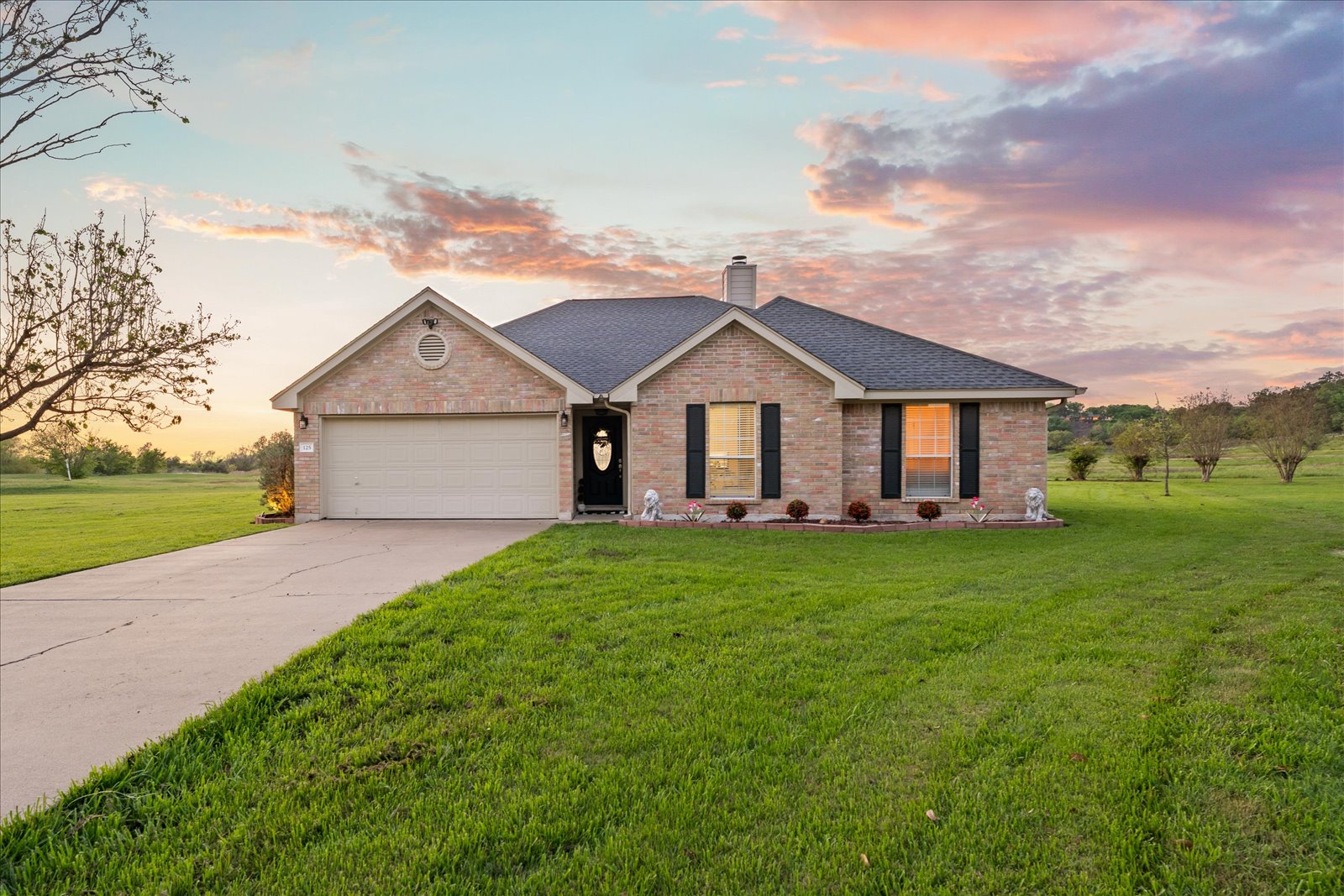 125 Fairway Ct — photo