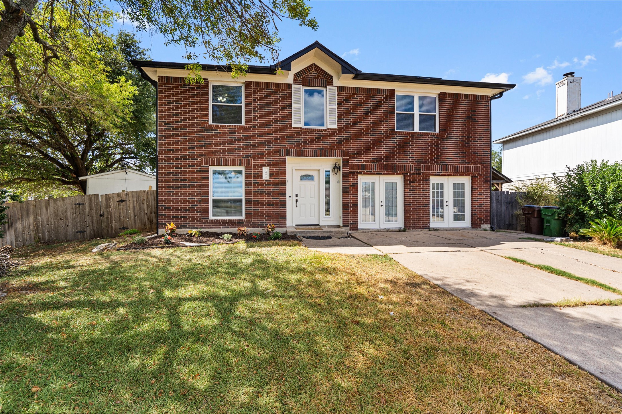 1402 Gulf Way — photo