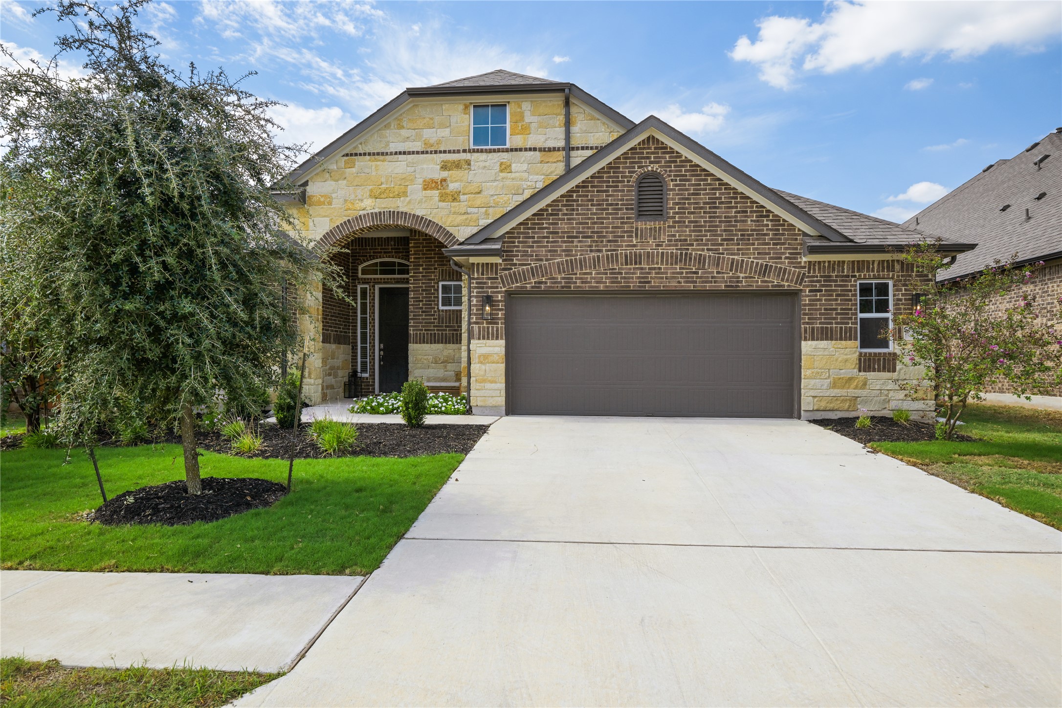 238 Wild Pecan Loop — photo