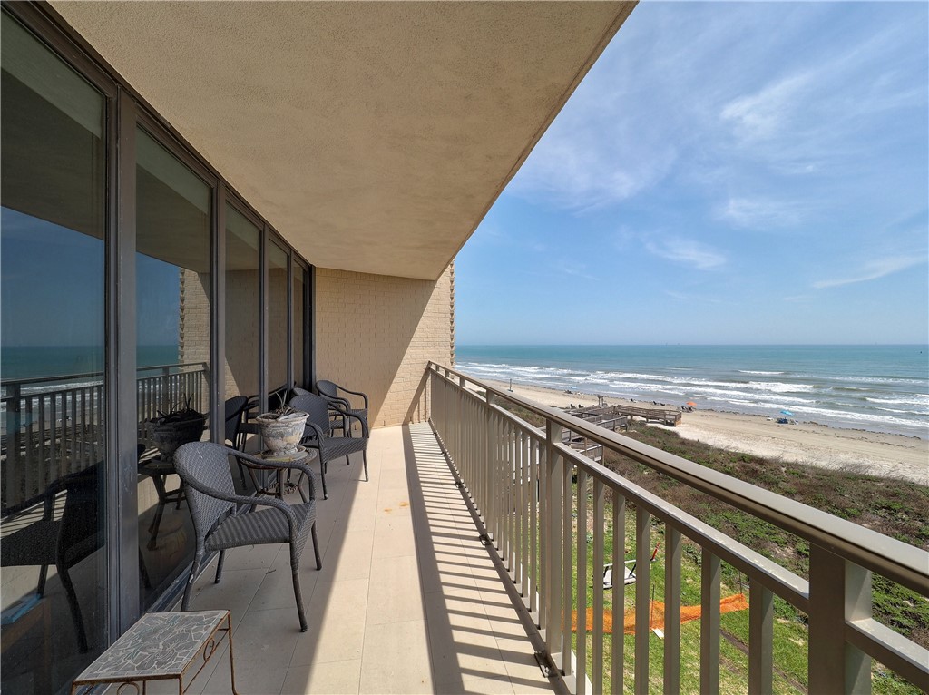 6649 Seacomber Dr 408 — photo