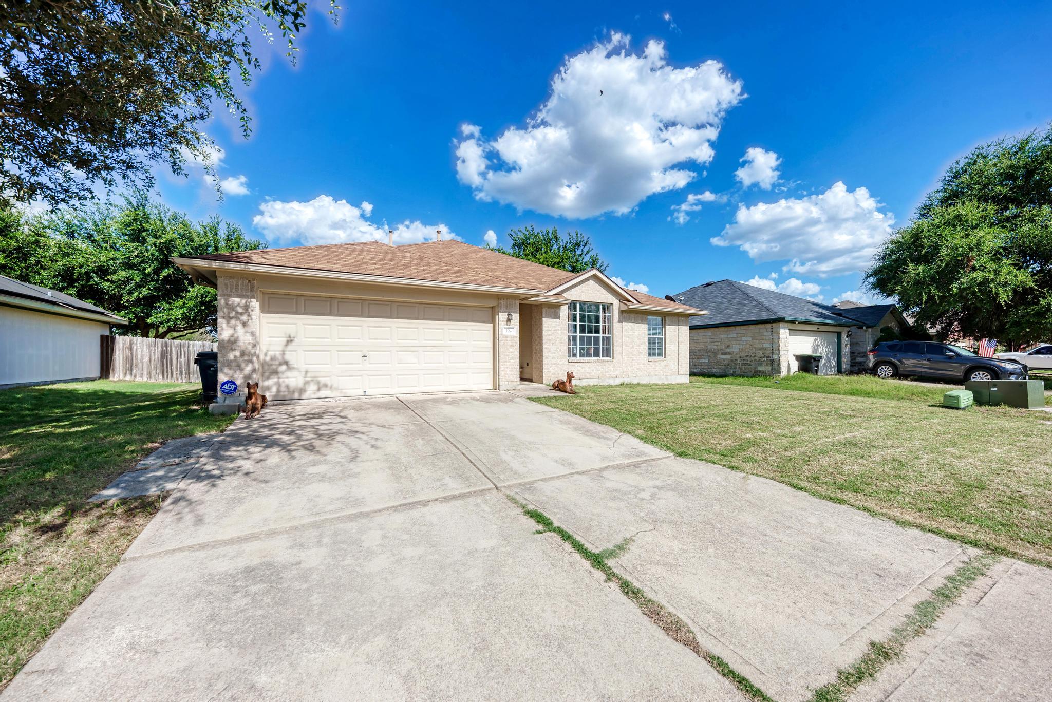 104 Edison Dr — photo