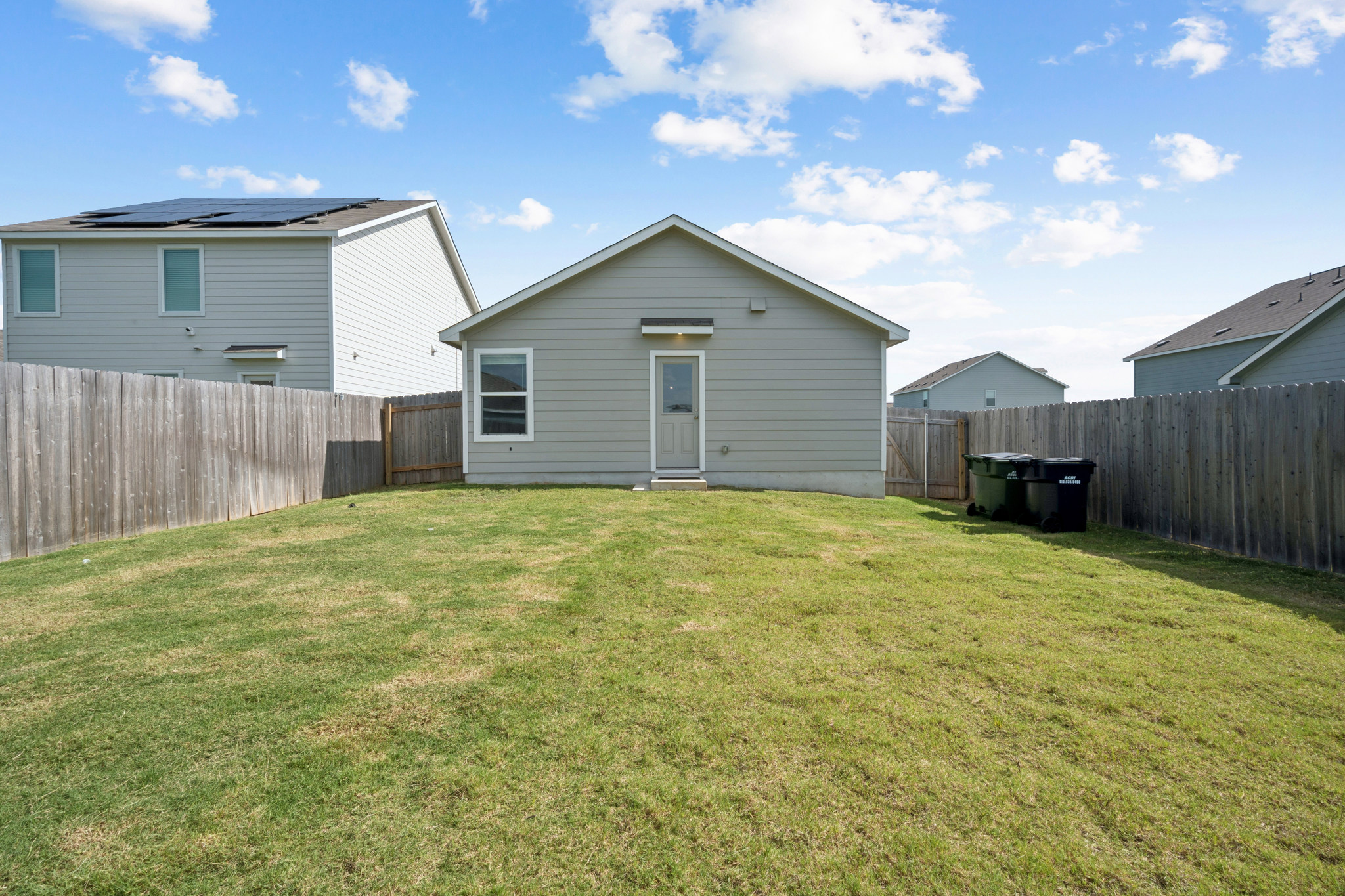 505 Sergeant Murphy Road, Jarrell, TX 76537 — photo 2