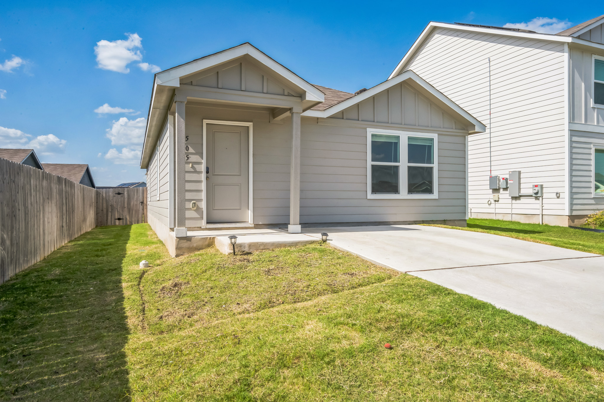 505 Sergeant Murphy Road, Jarrell, TX 76537 — photo 3
