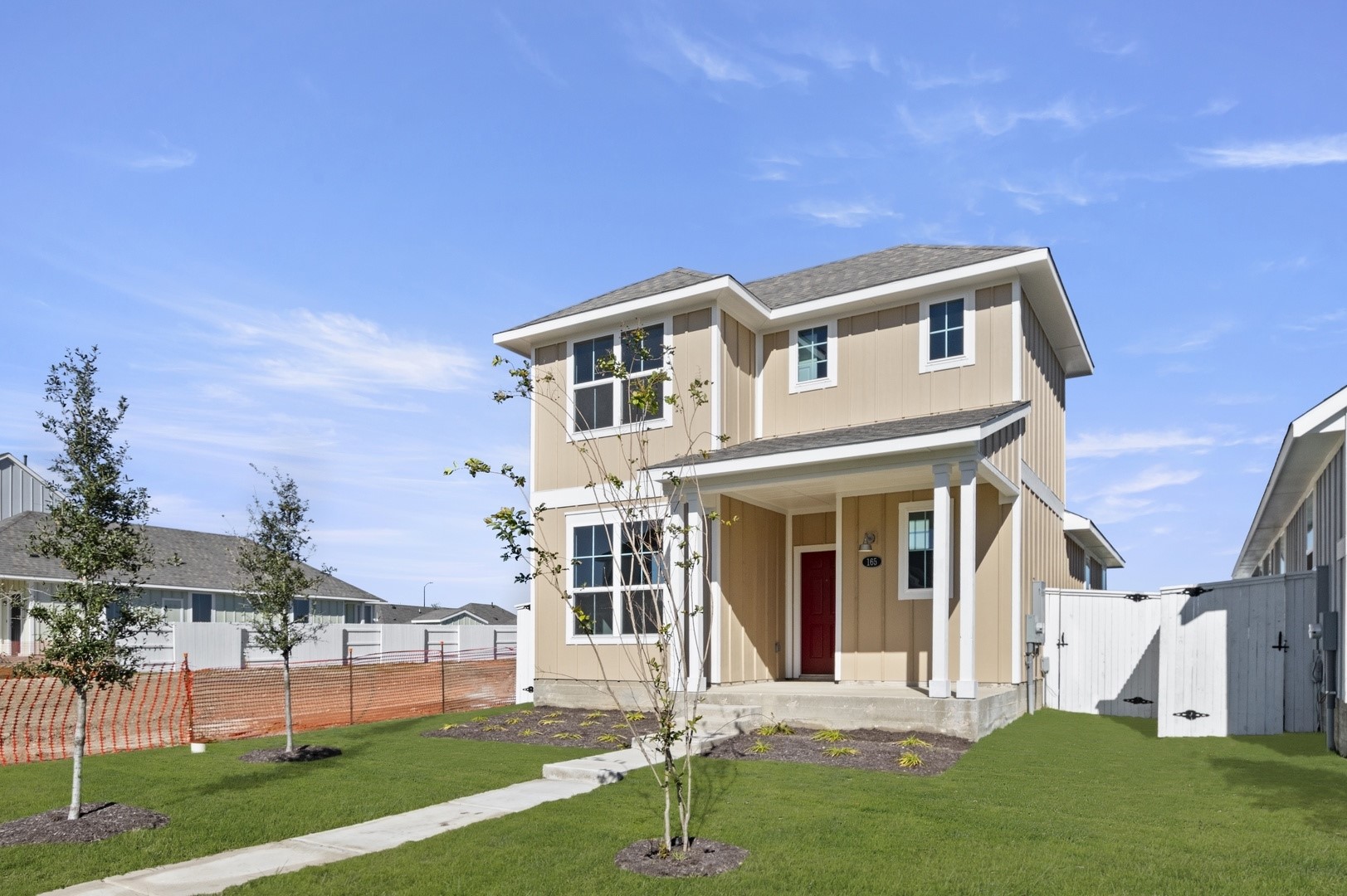 165 Daylily Dr — photo