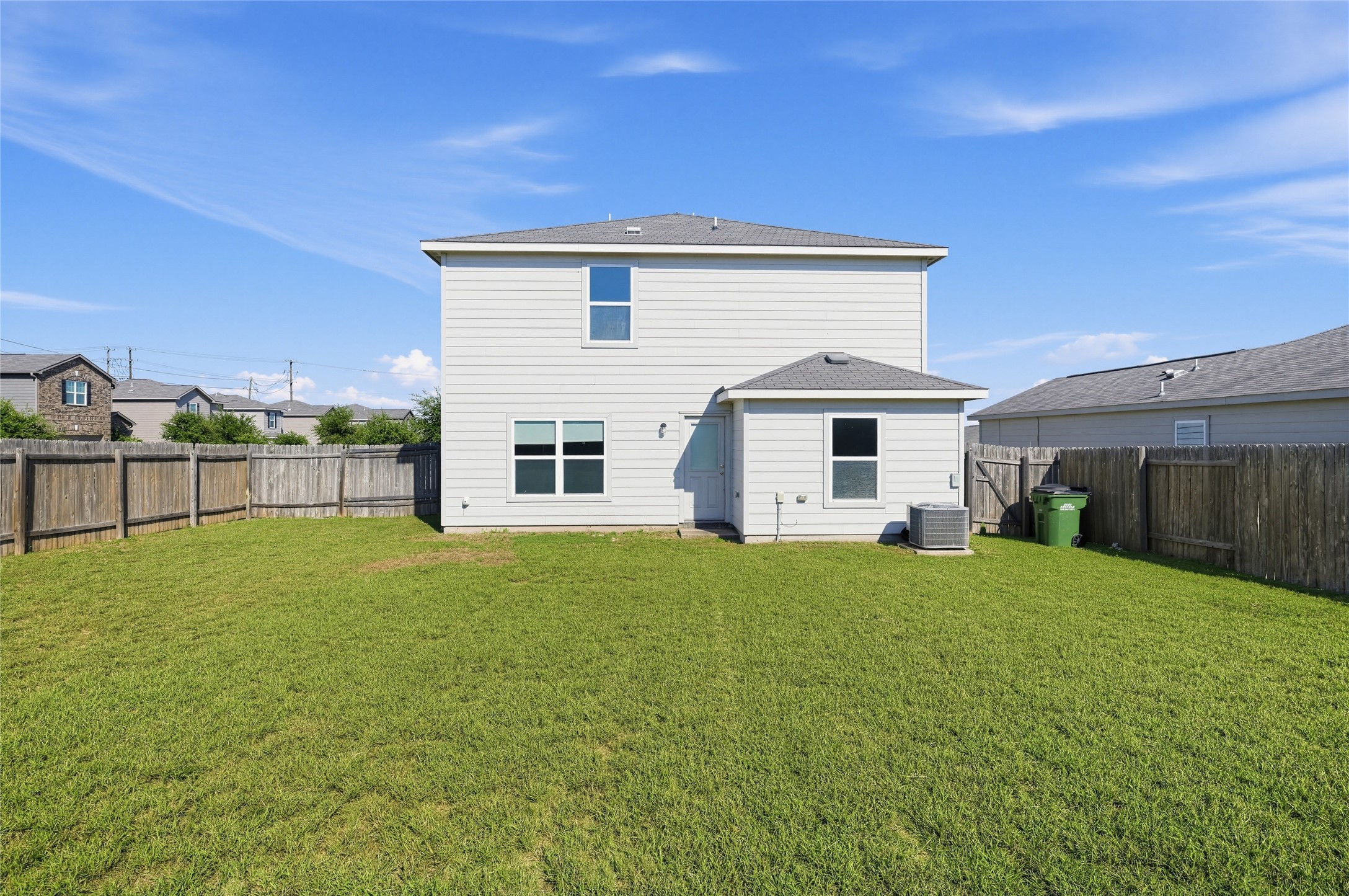 100 Millers Loop, Jarrell, TX 76537 — photo 2