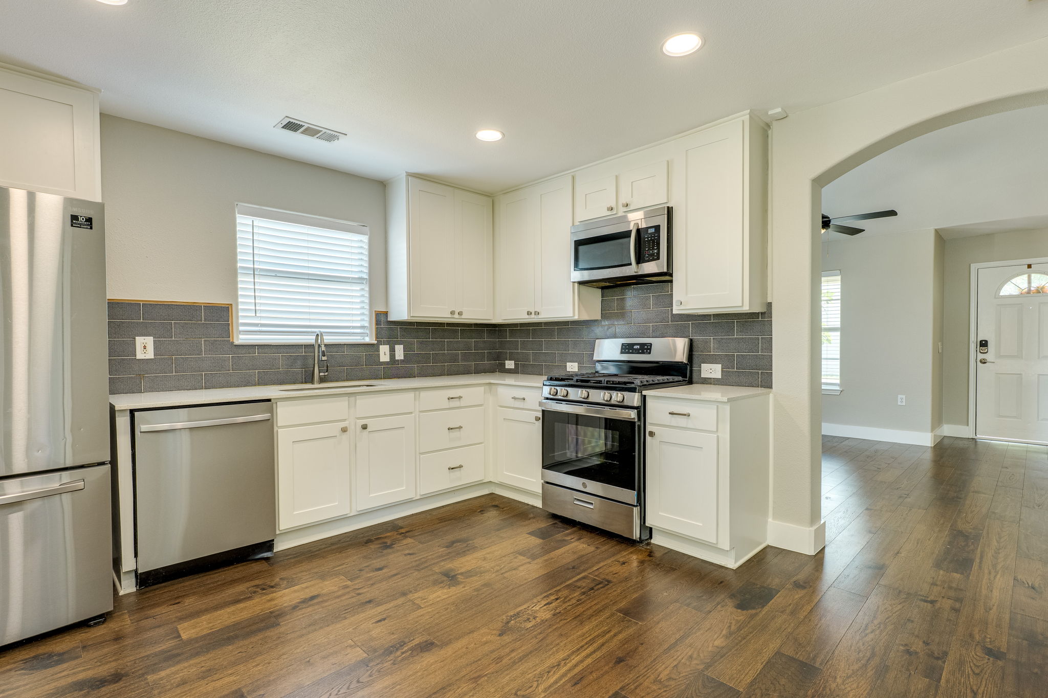 5900 Pinon Vista Dr — photo