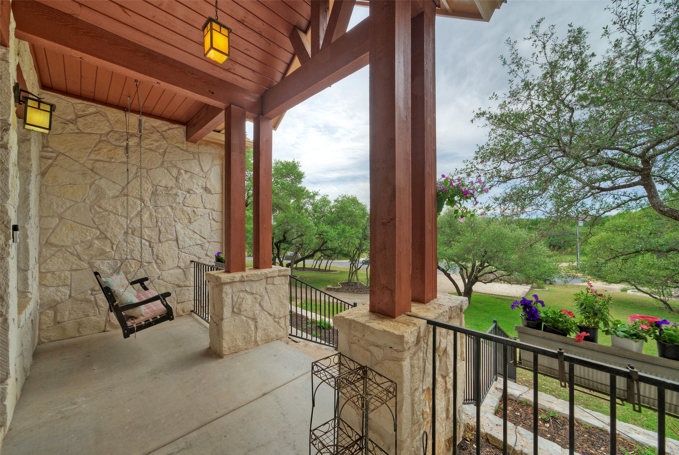 124 Summer Oak Ct — photo