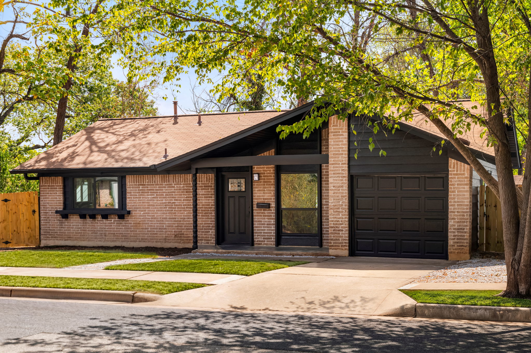 5210 Emerald Meadow Dr — photo
