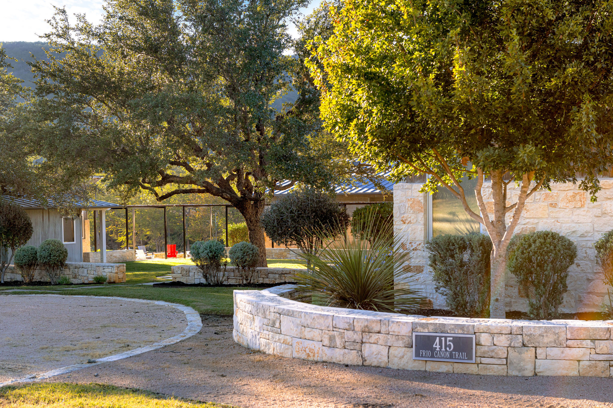 415 Frio Canon Trl — photo