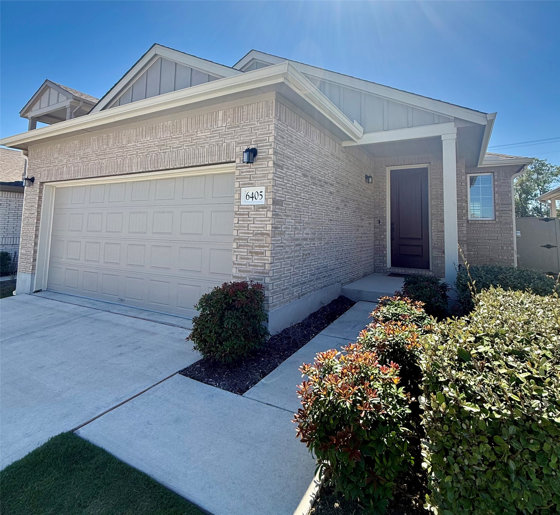 6405 Principale Dr — photo
