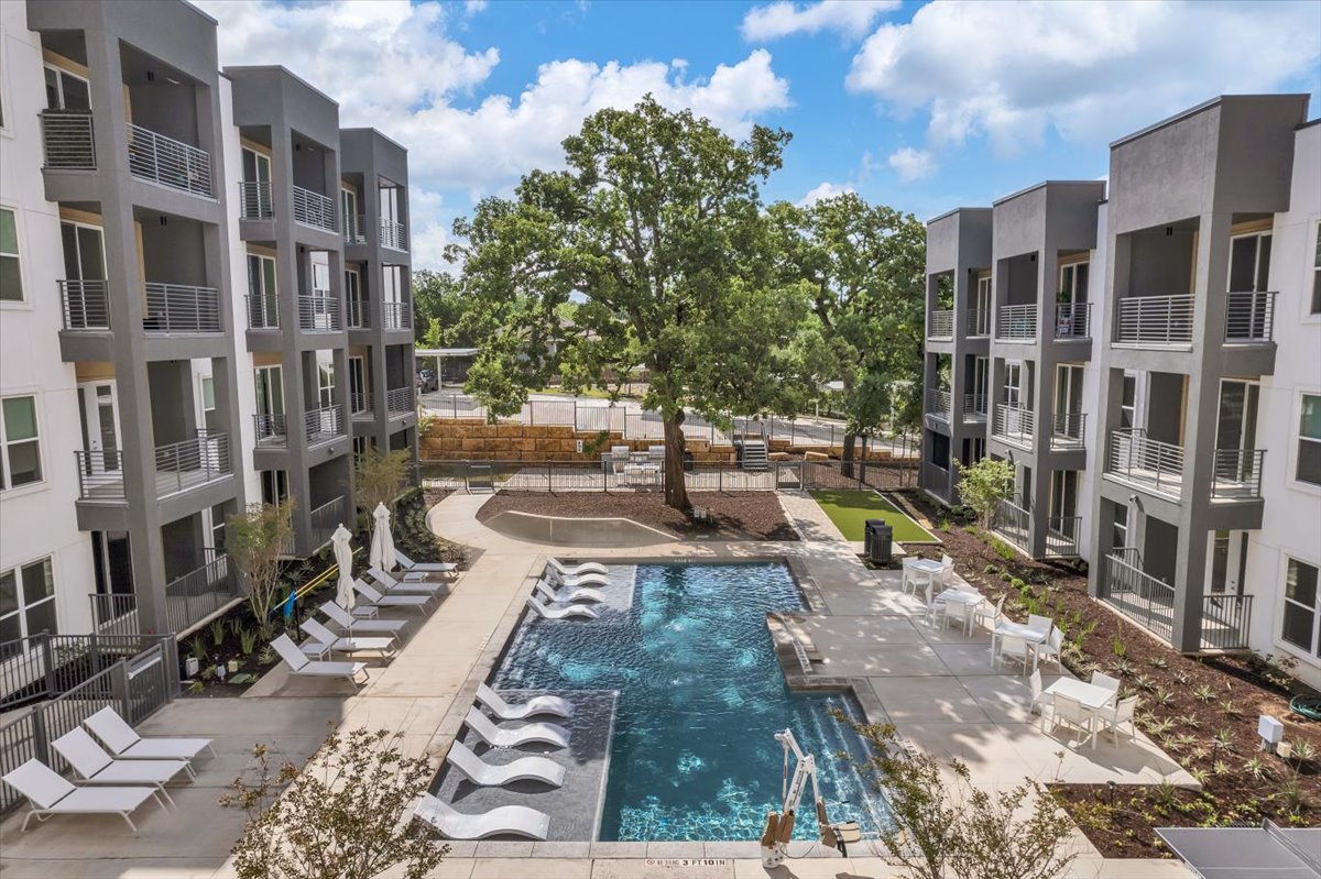 4801 Springdale Road #1402, Austin, TX 78723 — photo 2