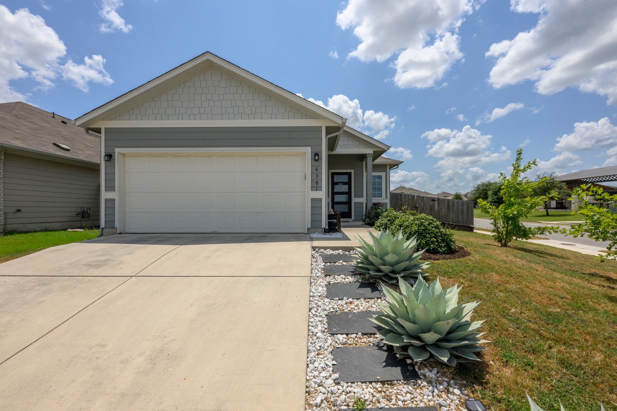 6301 Andes Peak Trl — photo