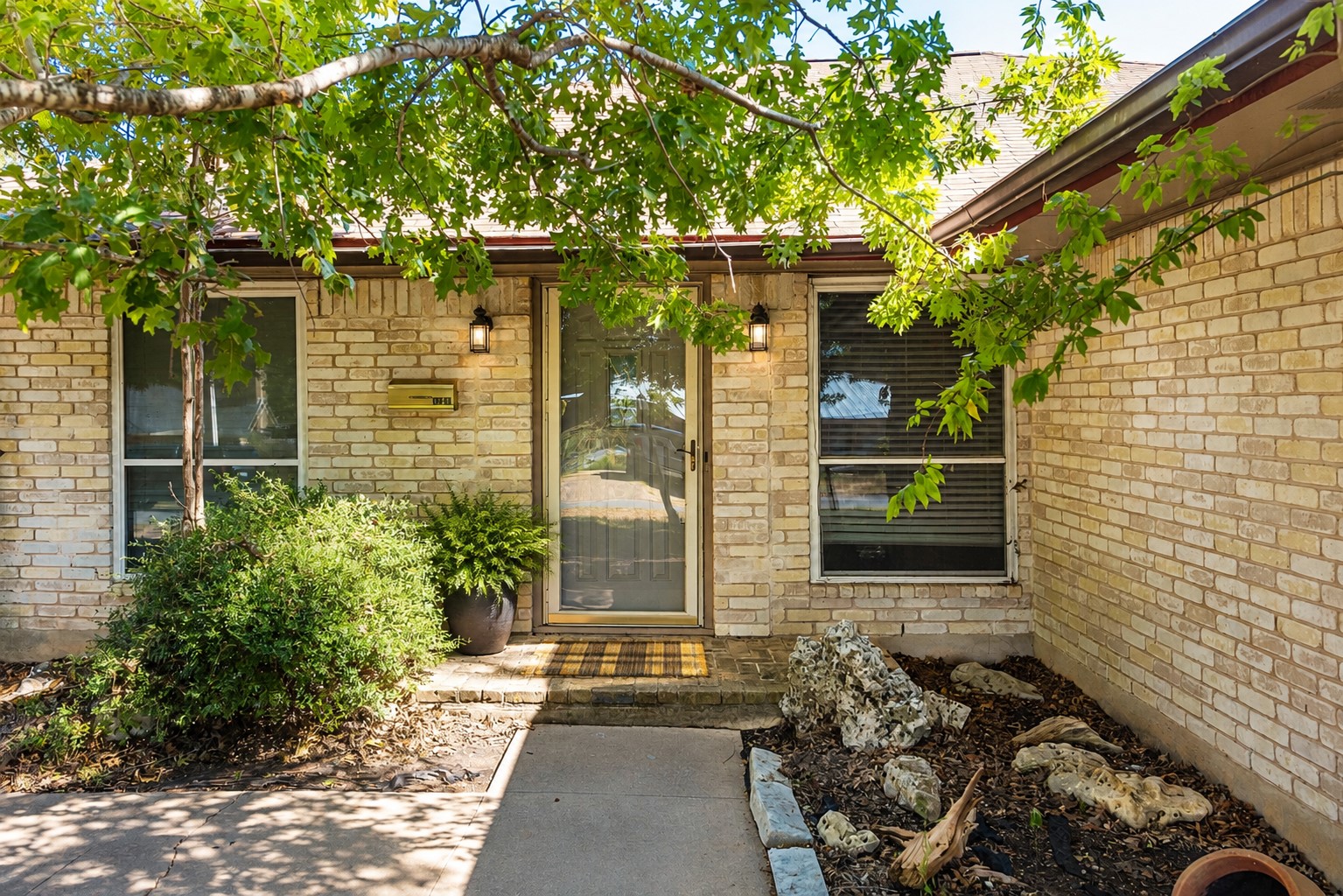 5505 Pendleton Lane, Austin, TX 78723 — photo 2