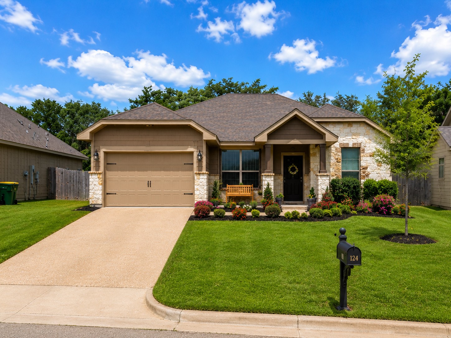 124 Flat Creek Dr — photo