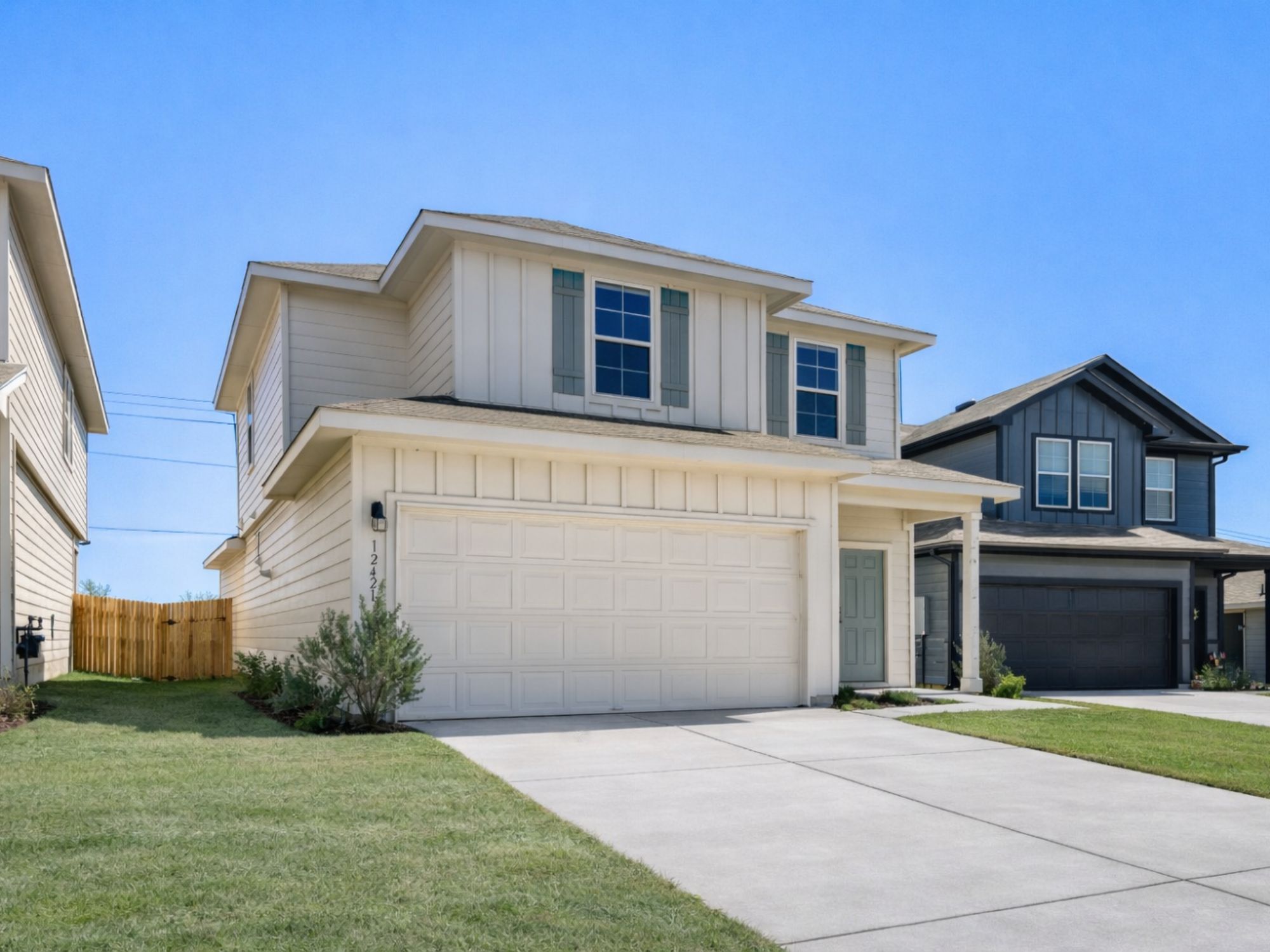 12421 Silversmith Ln — photo