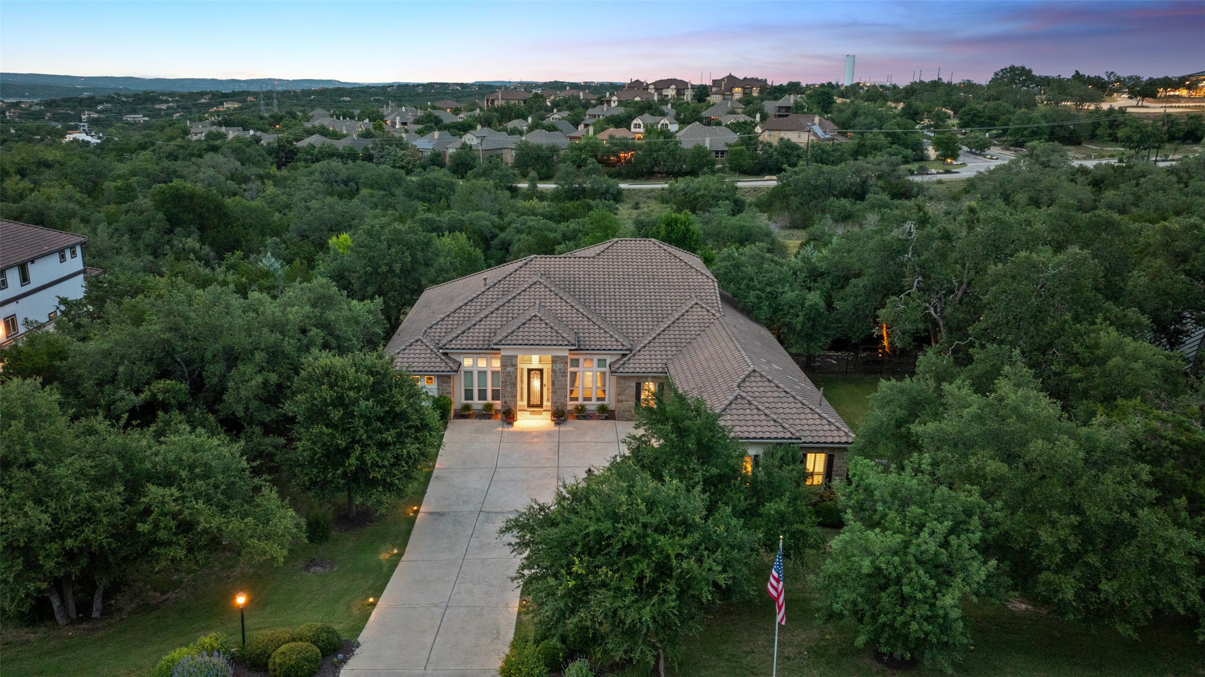 407 Bella Montagna Cir — photo