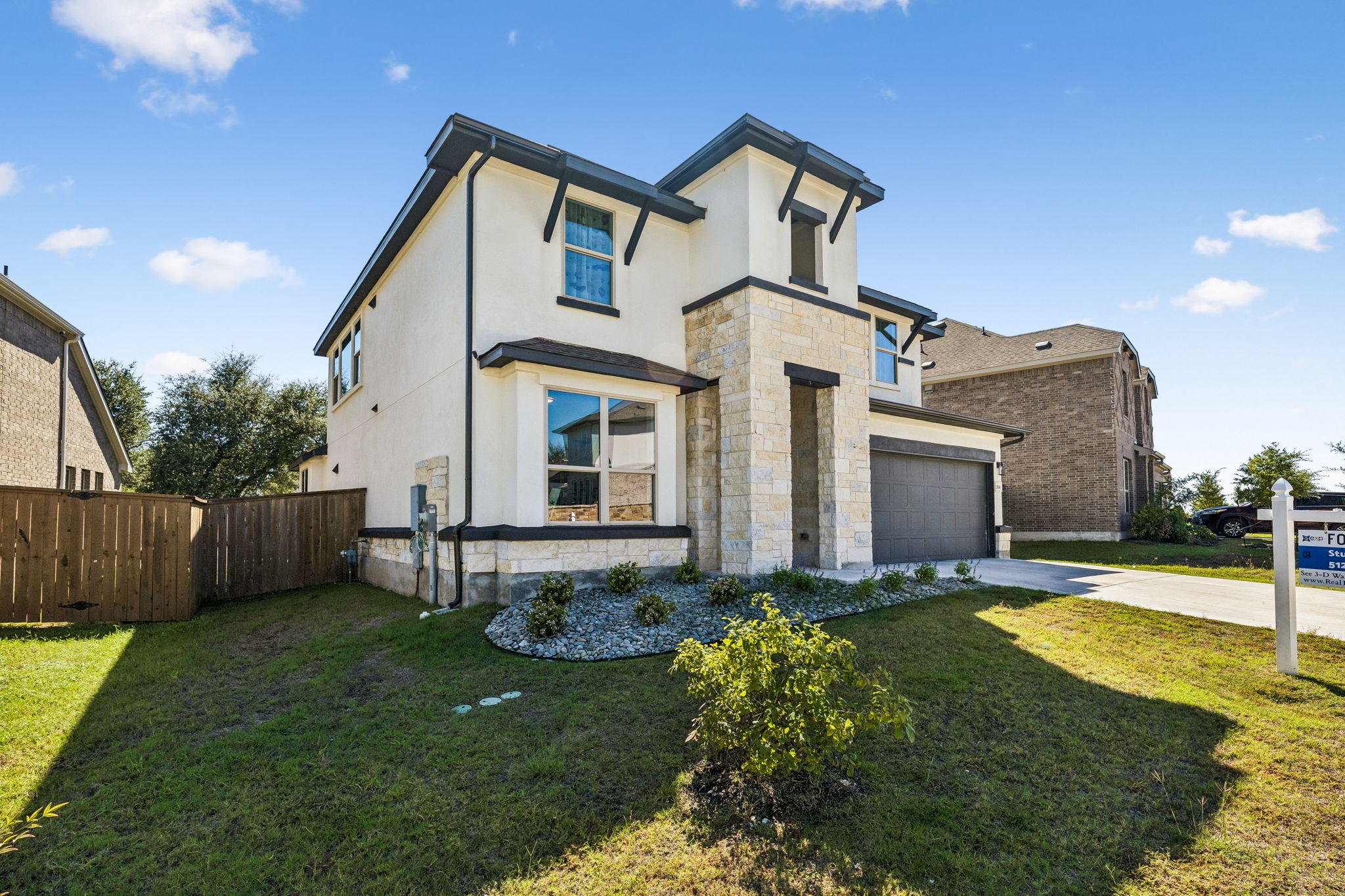 1506 Garrett Oaks Ln — photo
