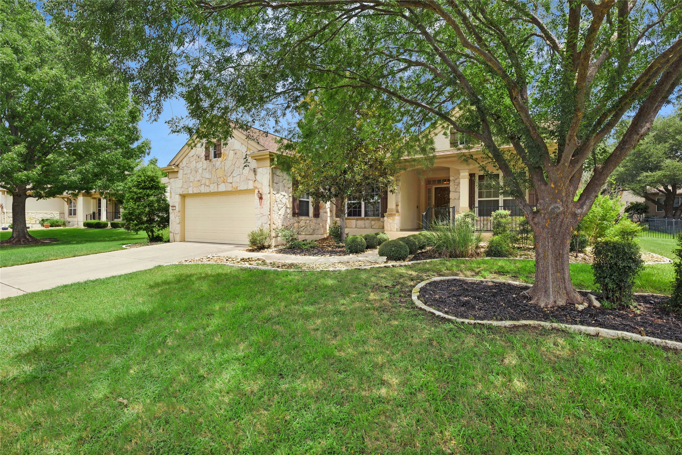 311 Rio Grande Loop, Georgetown, TX 78633 — photo 2