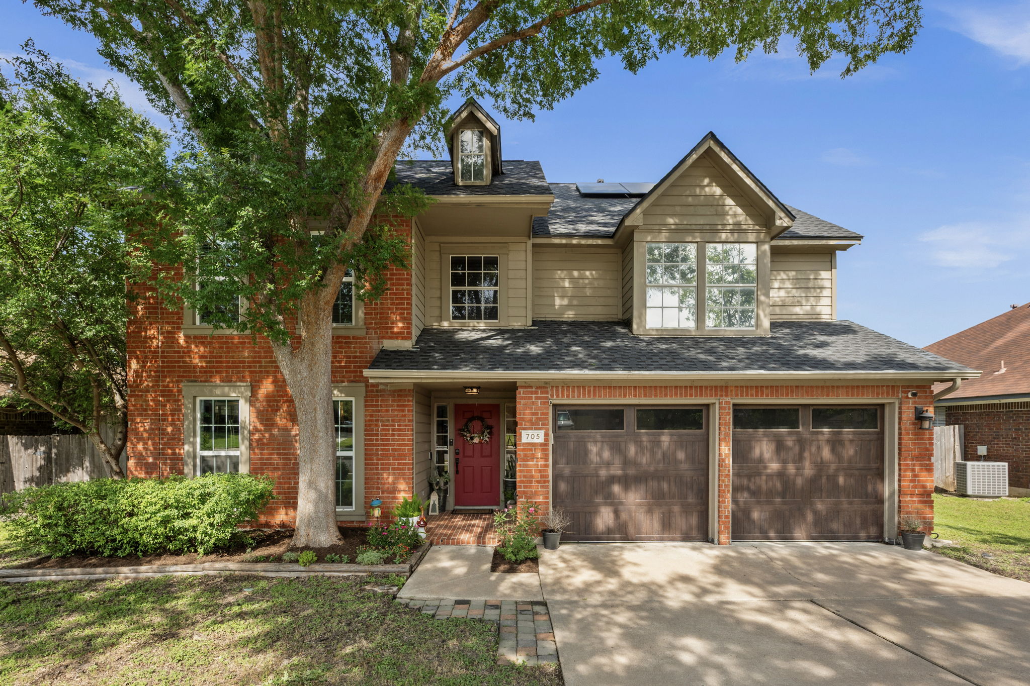 705 Canyon Bend Rd — photo