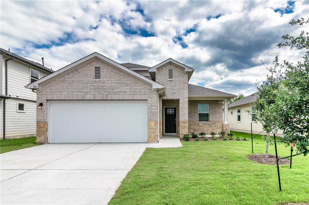 703 Bluffview Dr — photo