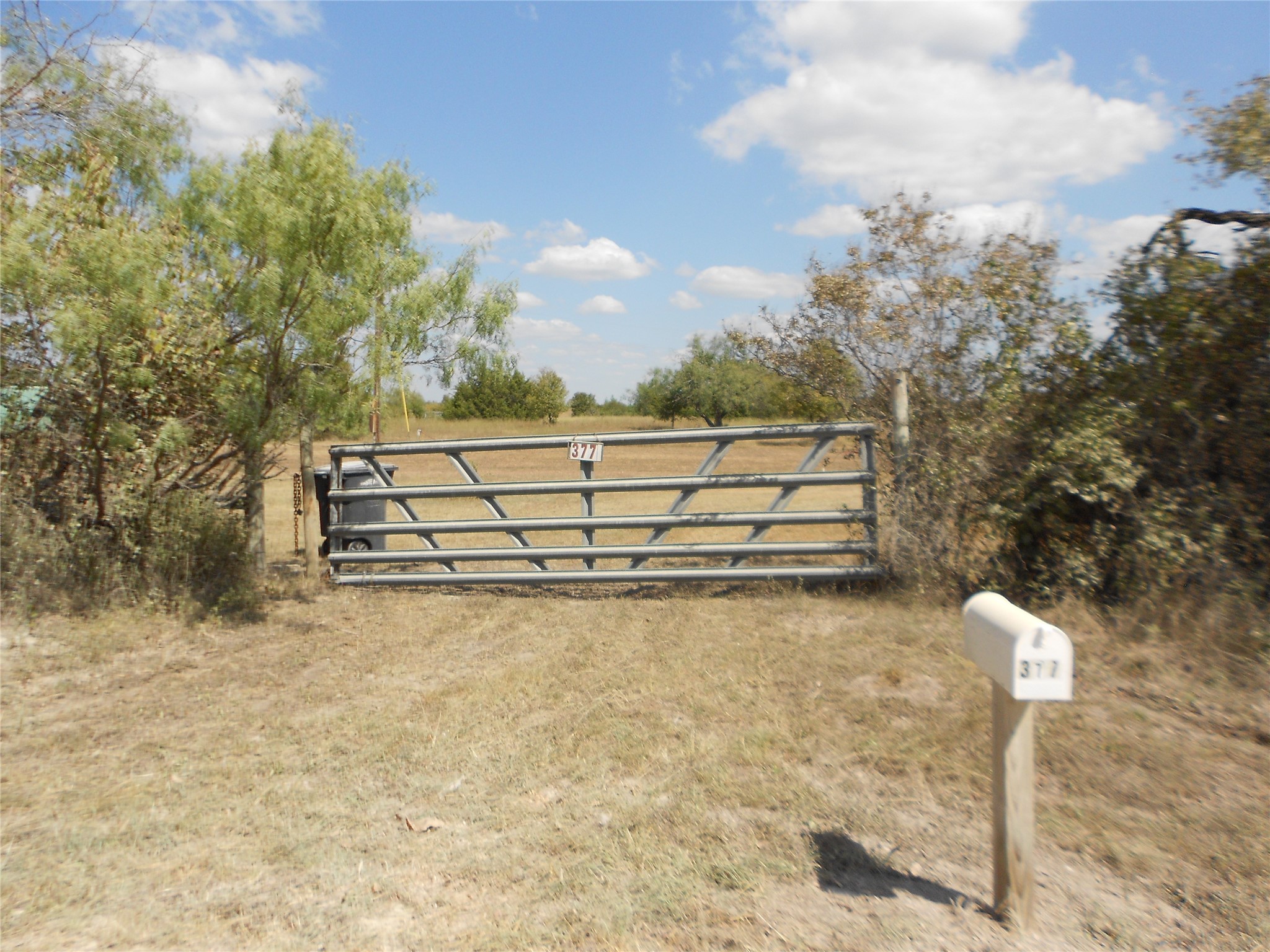 377 Crooked Road, Dale, TX 78616 — photo 2