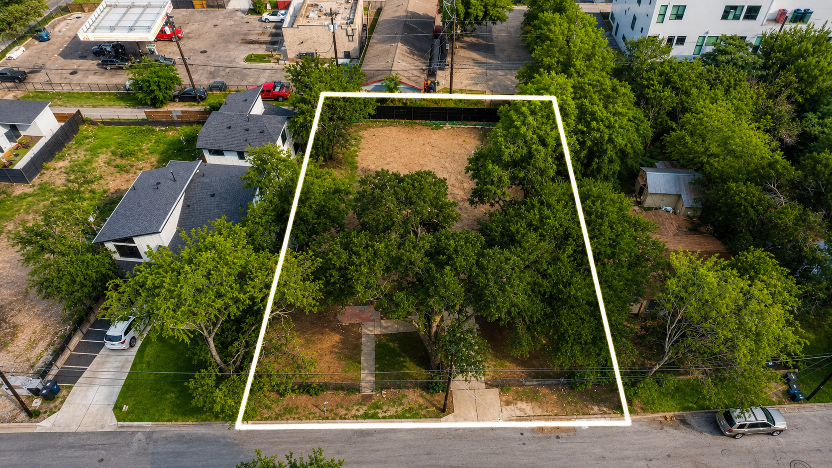 2017 E 8th Street, Austin, TX 78702 — photo 2