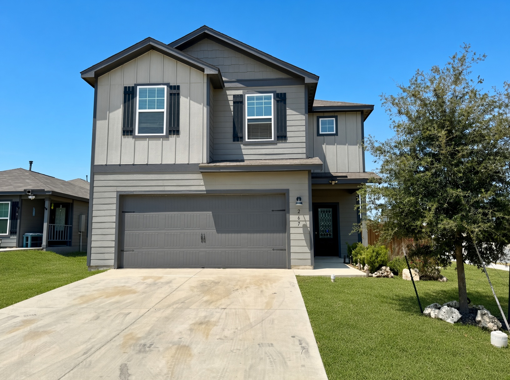 267 Surrey Oaks — photo