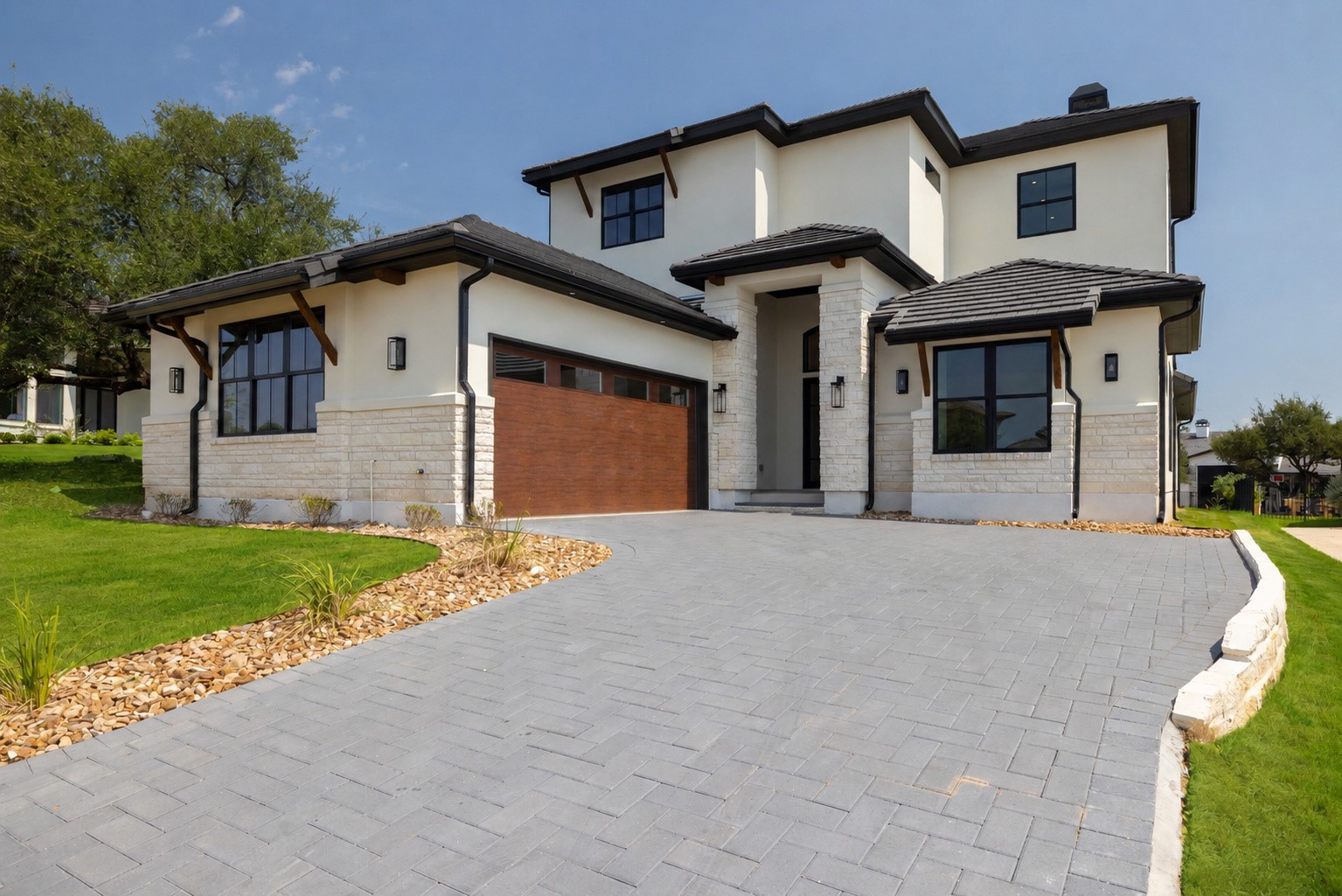 903 Flint Ridge Trl — photo