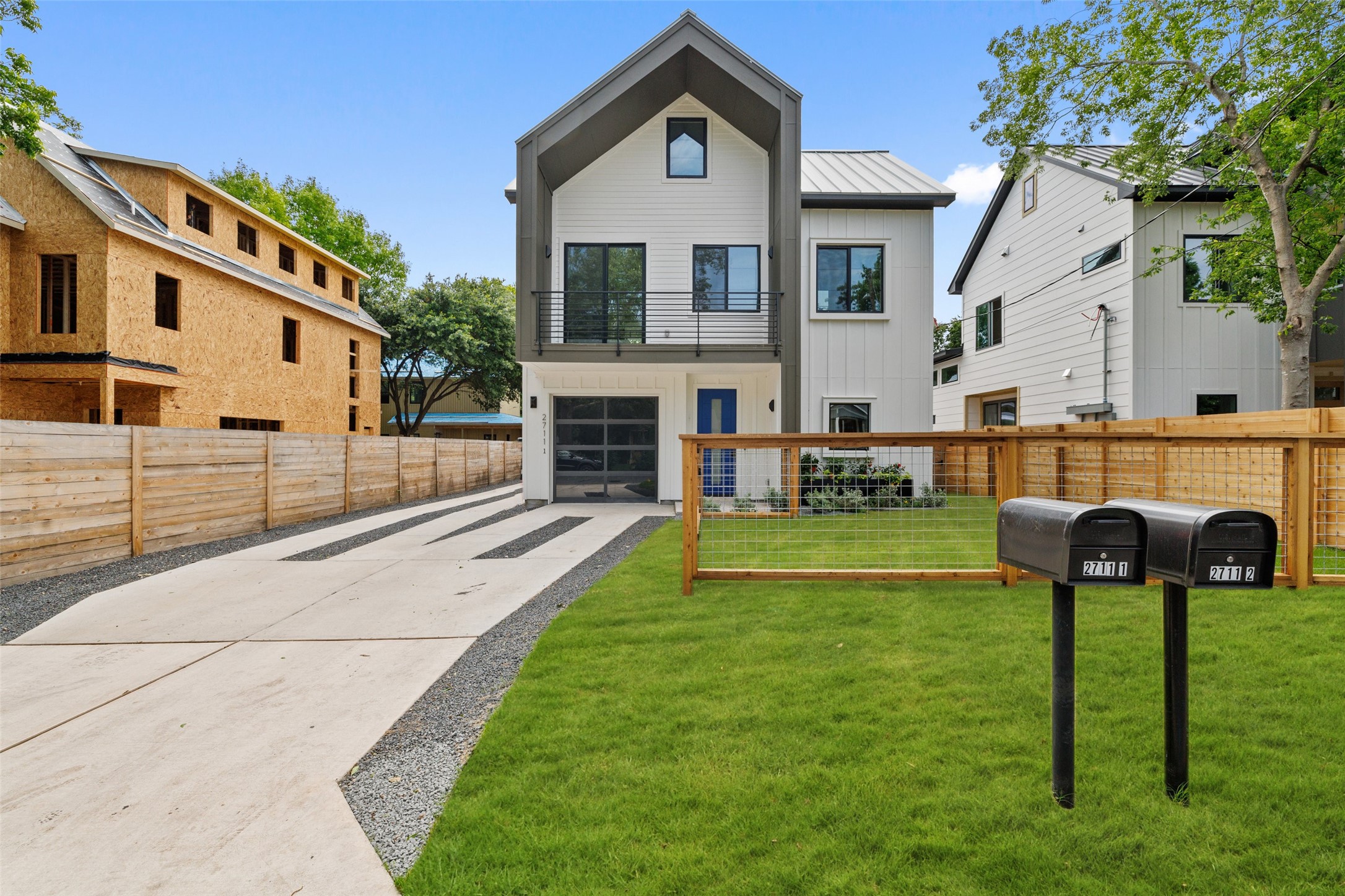 2711 Stacy Ln 1 — photo
