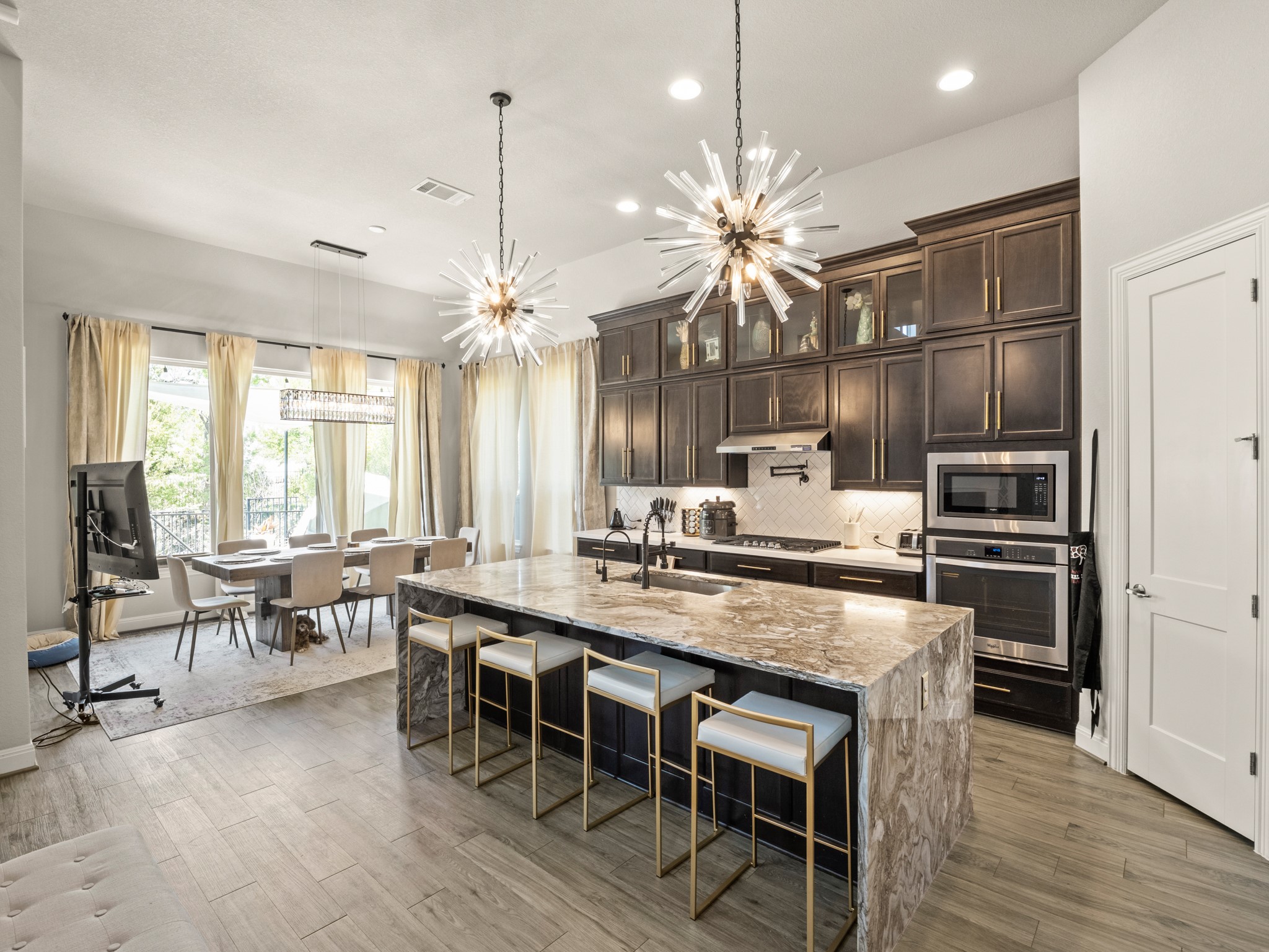 5304 Via Besso Dr — photo