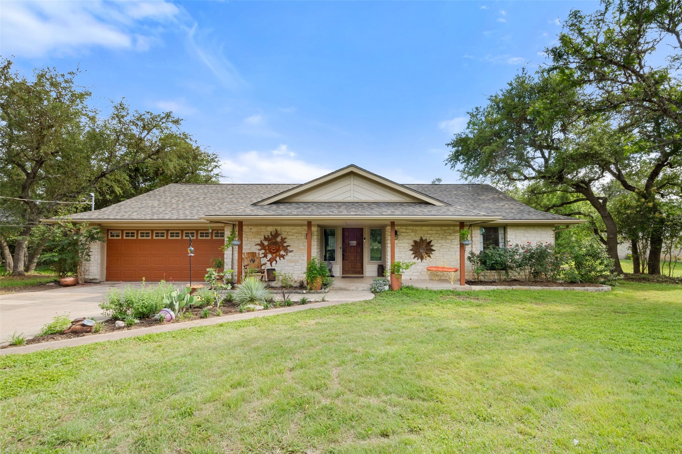 9905 Murmuring Creek Dr — photo