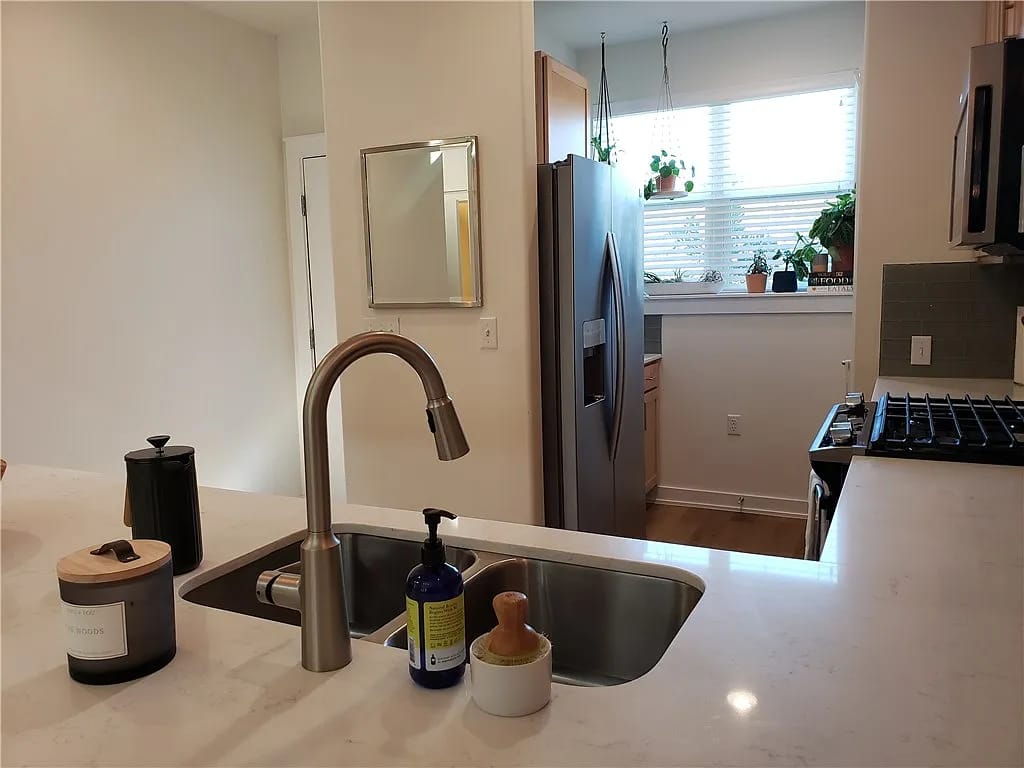 6800 Manchaca Road #4, Austin, TX 78745 — photo 3
