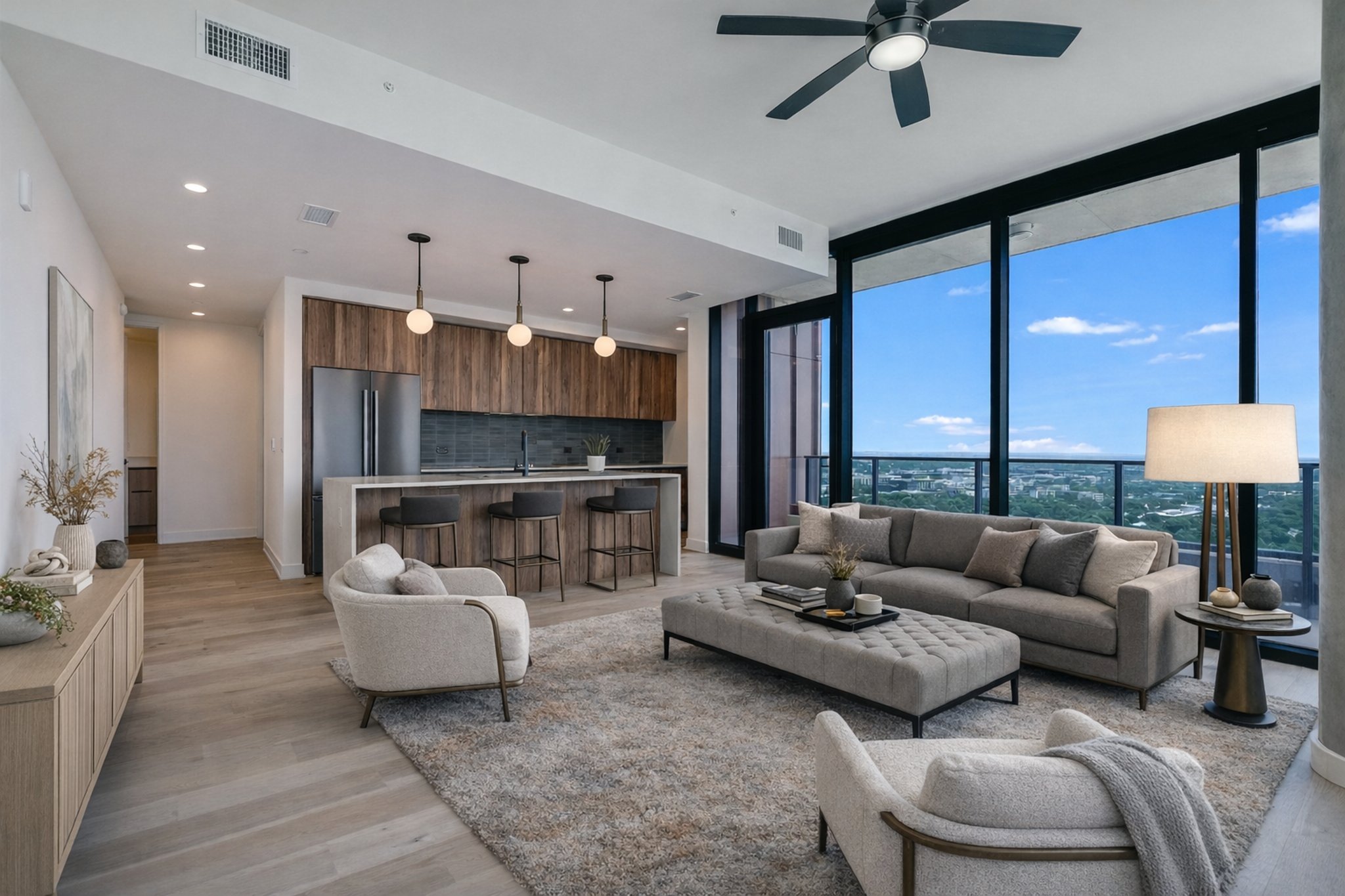 84 East Ave 2506 — photo