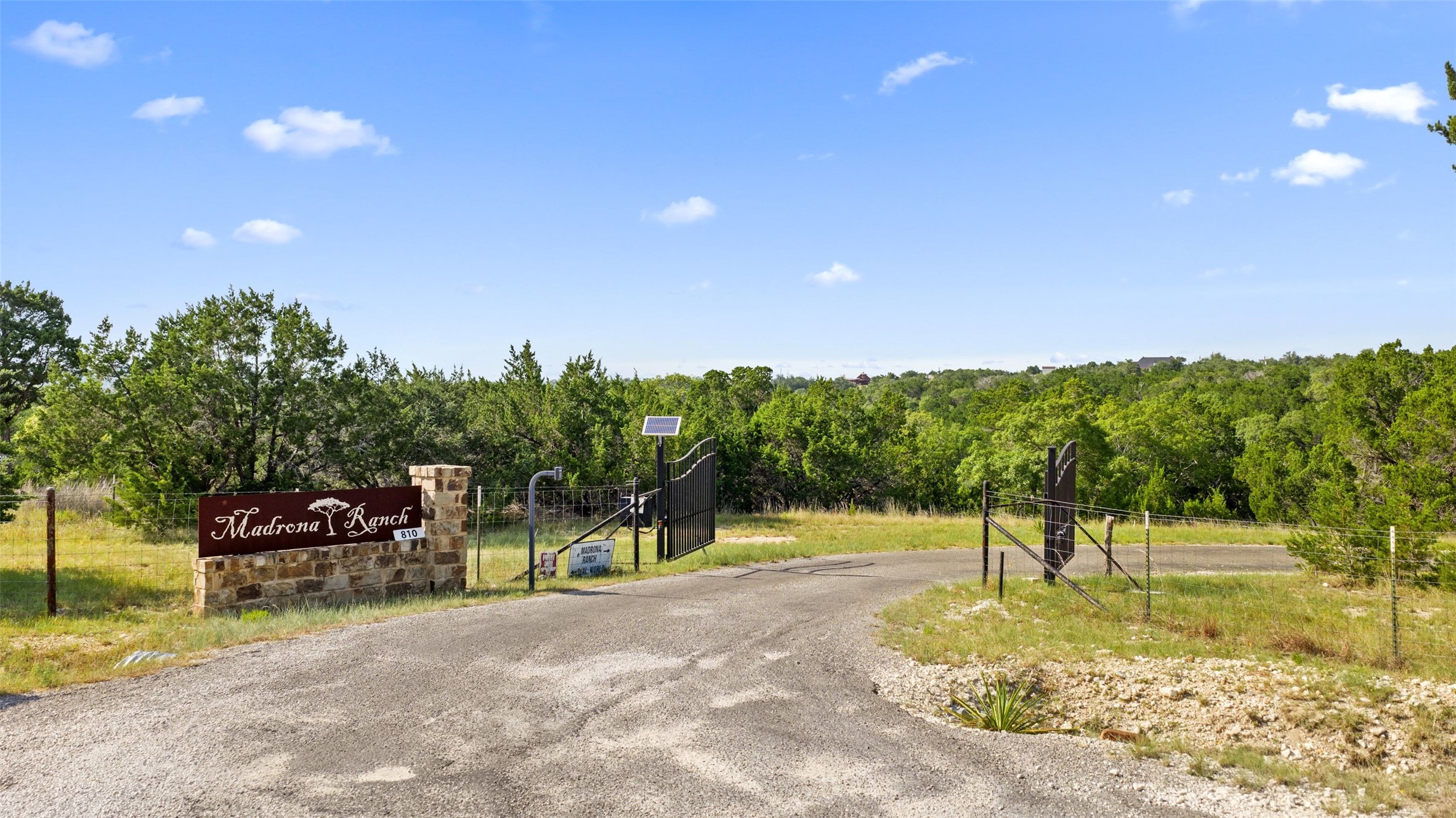 810 Kothmann Road, Dripping Springs, TX 78620 — photo 3