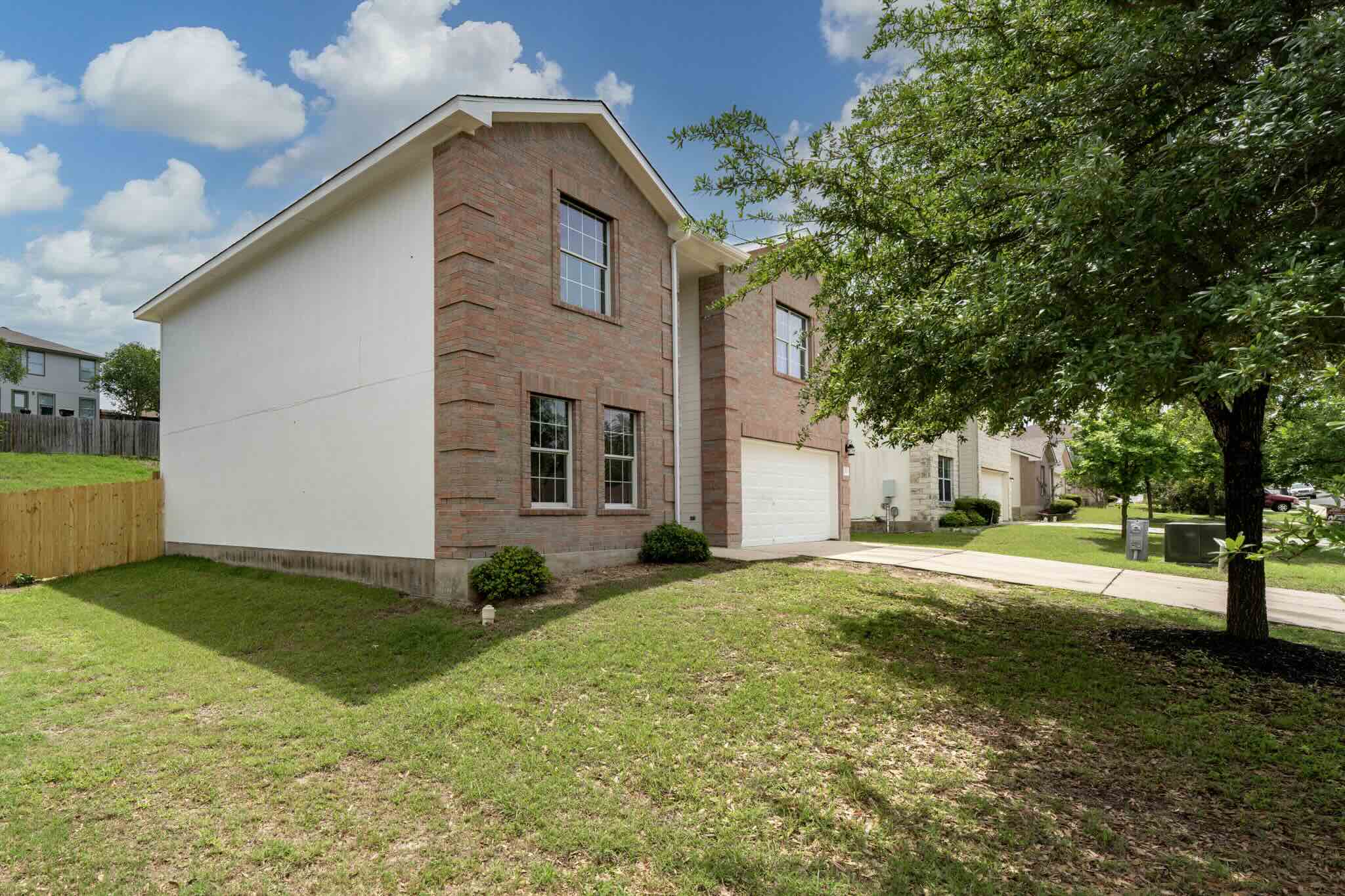 208 Dandelion Loop — photo